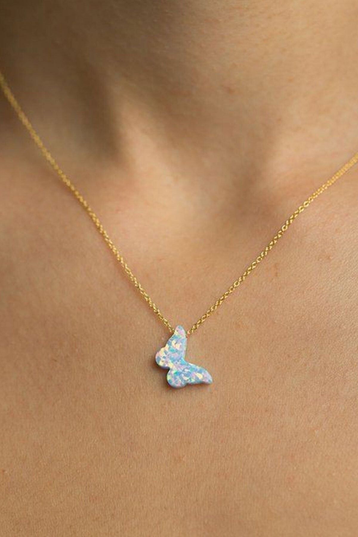 925 Ayar Altın Kaplama Opal Taşlı Gümüş Kelebek Kolye