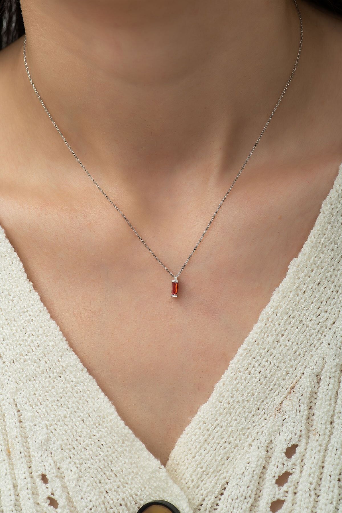 925 Ayar Dikdörtgen Turuncu Tektaş Gümüş Kolye