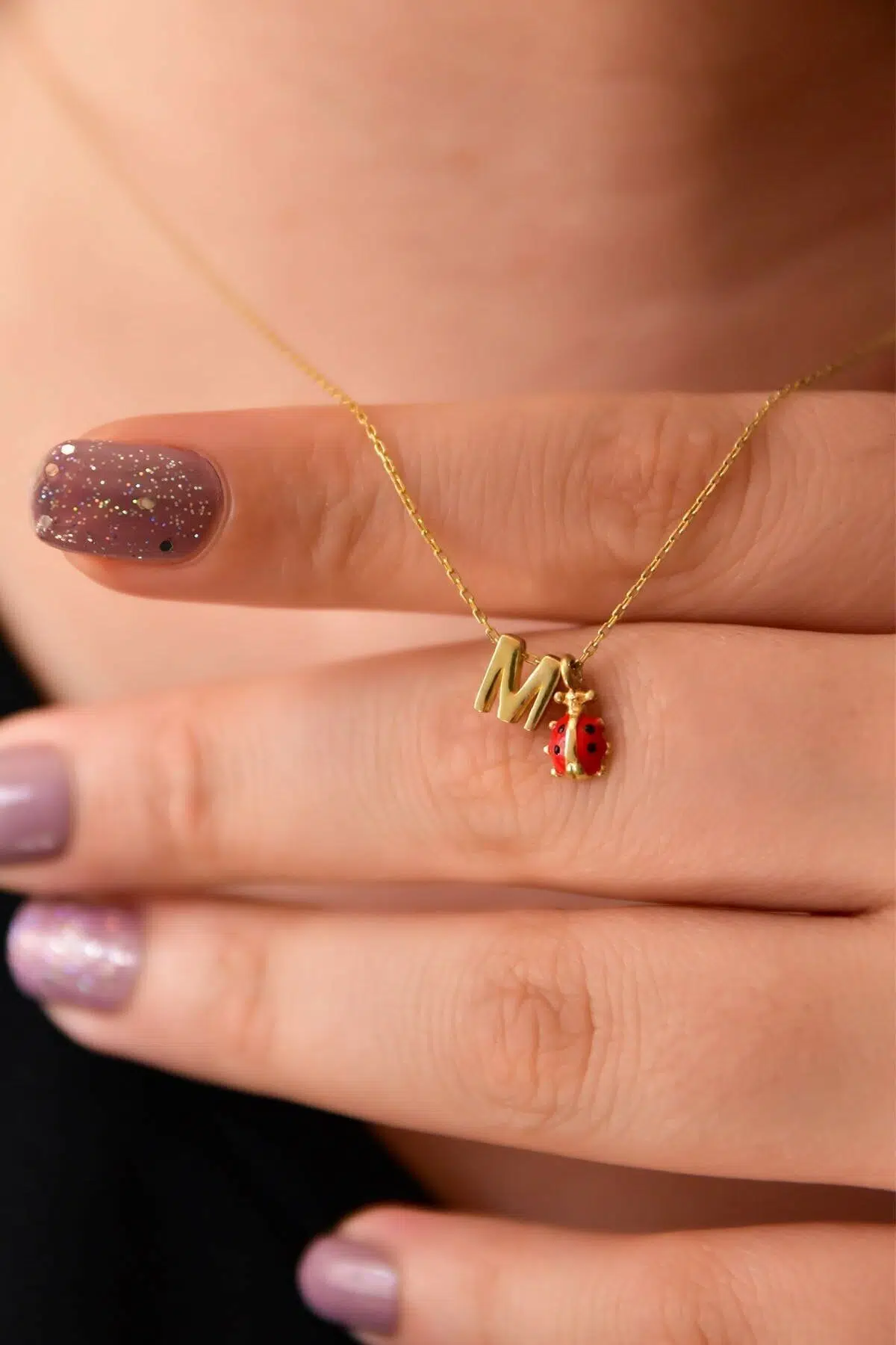 925 Ayar Gümüş Altın Kaplama 3d M Harf ve Uğur Böceği Kolye