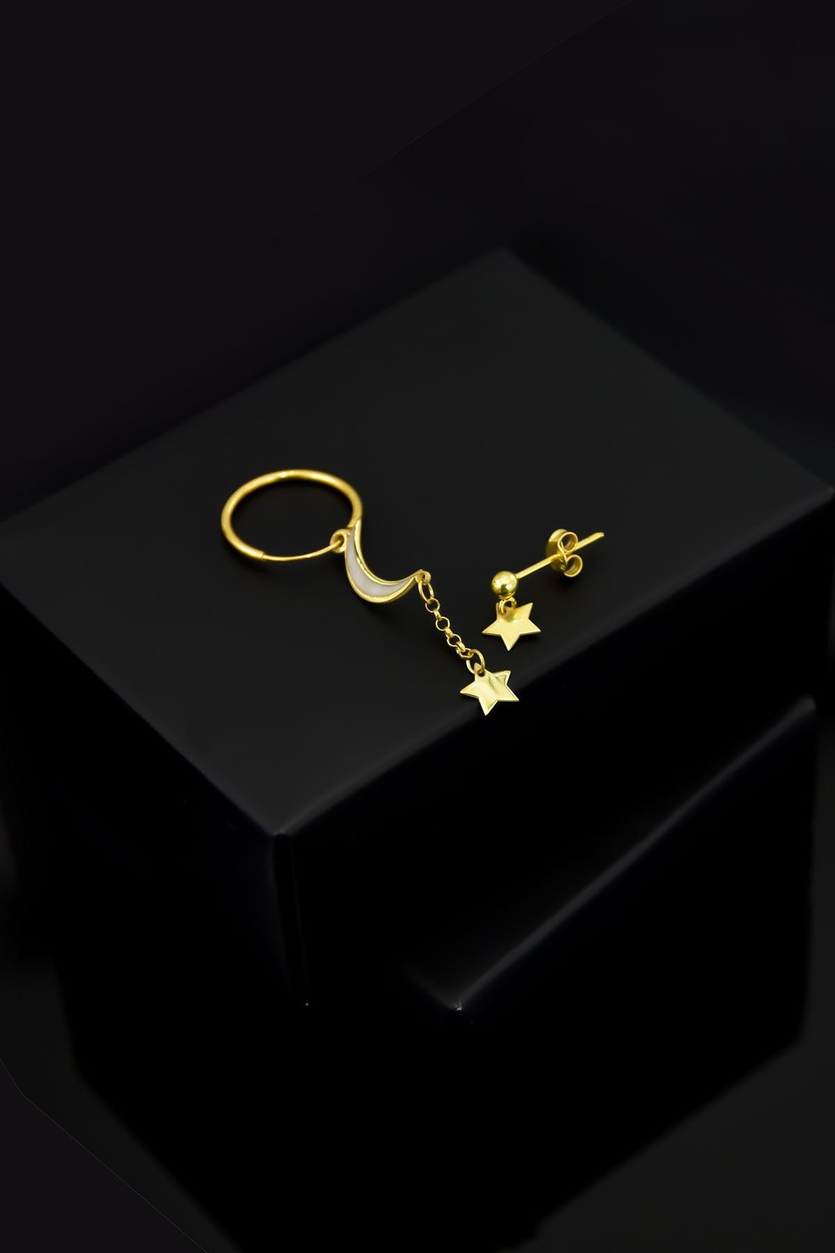 925 Ayar Gümüş Altın Kaplama Ay Yıldız Halka Ve Yıldız Çivili Top Küpe