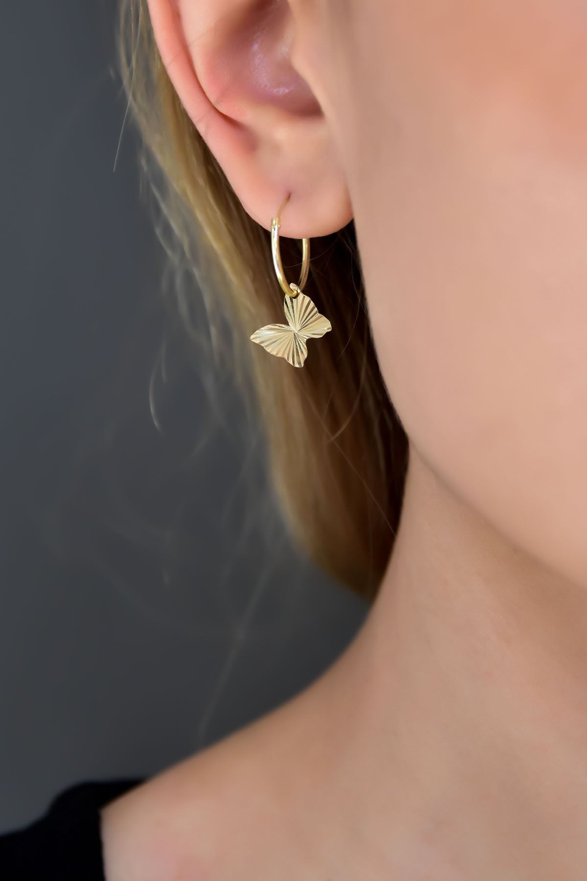 925 Ayar Gümüş Altın Kaplama Fırfırlı Kelebek Halka Küpe