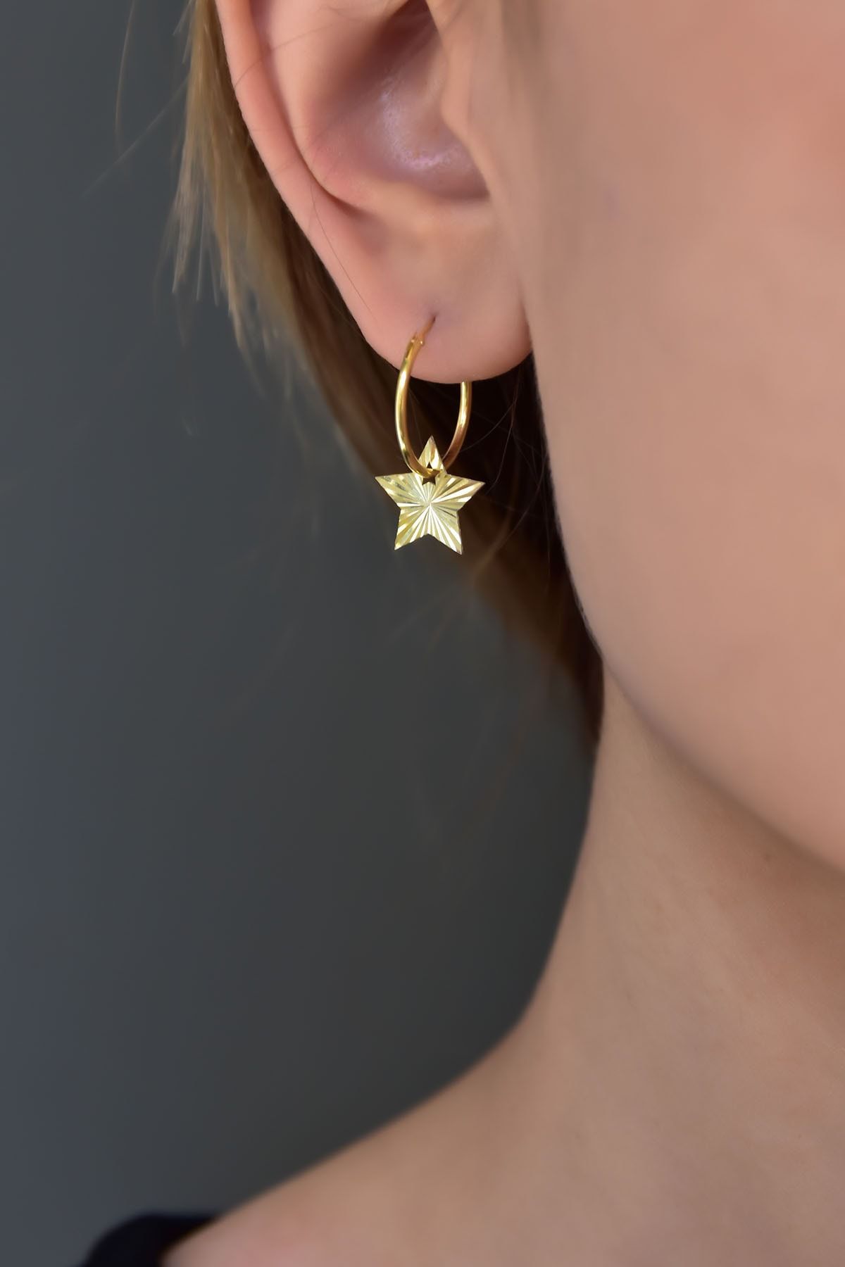 925 Ayar Gümüş Altın Kaplama Fırfırlı Yıldız Halka Küpe