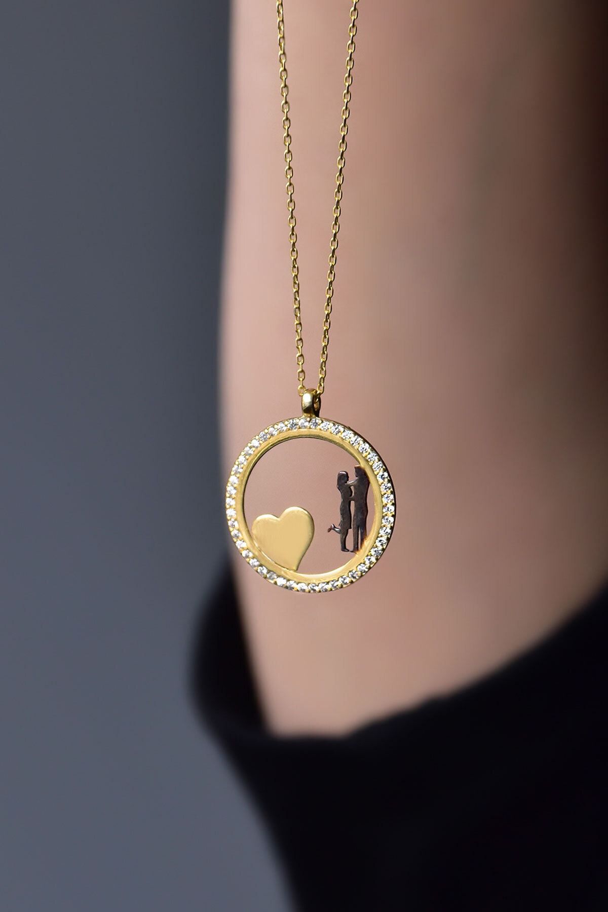 925 Ayar Gümüş Altın Kaplama Kalpli Aşk Çemberi Kolye