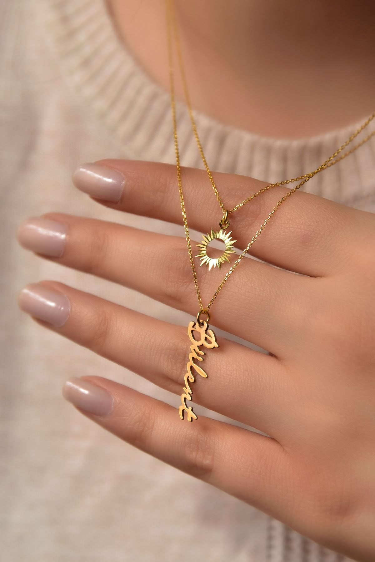 925 Ayar Gümüş Altın Kaplama Kristal Kesim Güneş Ve Isim Asansörlü Kolye