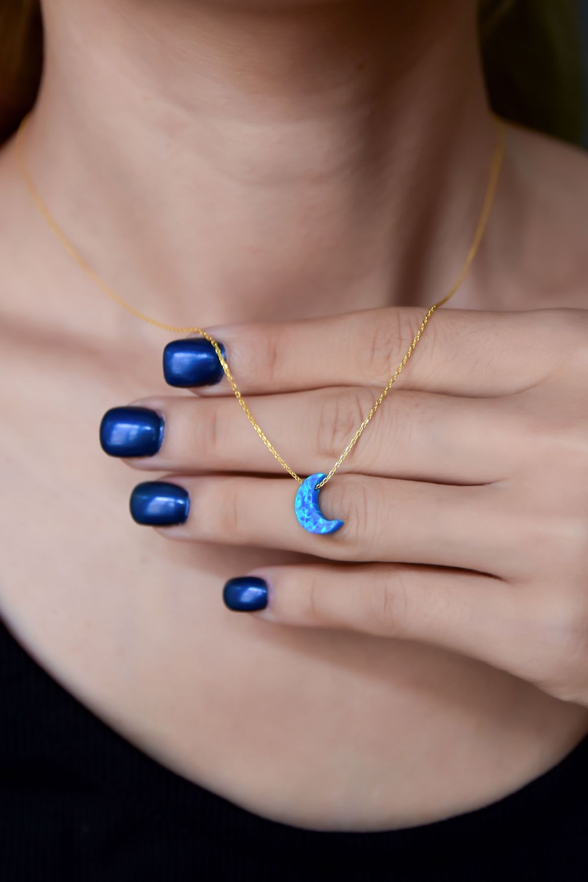 925 Ayar Gümüş Altın Kaplama Mavi Opal Taş Hilal Kadın Kolye