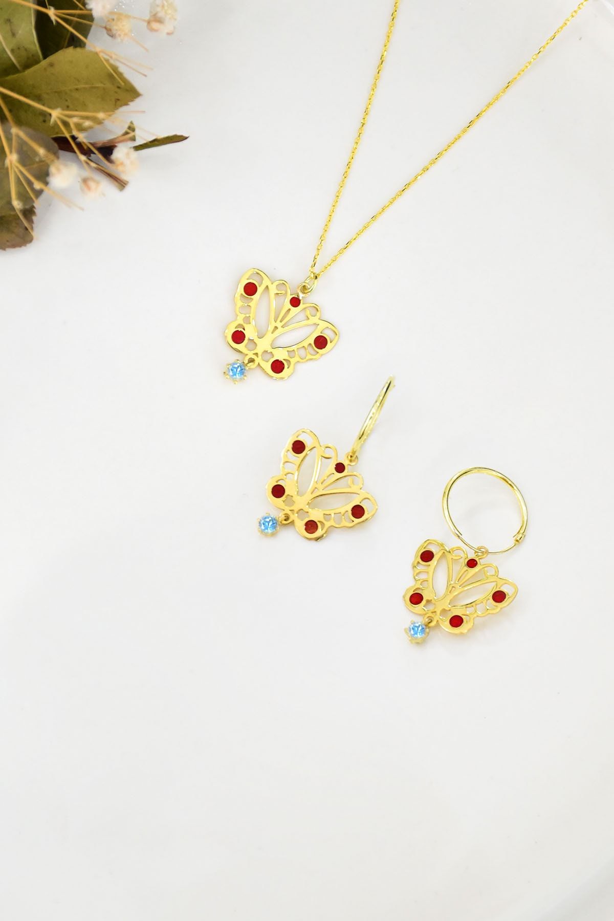 925 Ayar Gümüş Altın Kaplama Mineli Akua Taşlı Kelebek Kolye Küpe Set