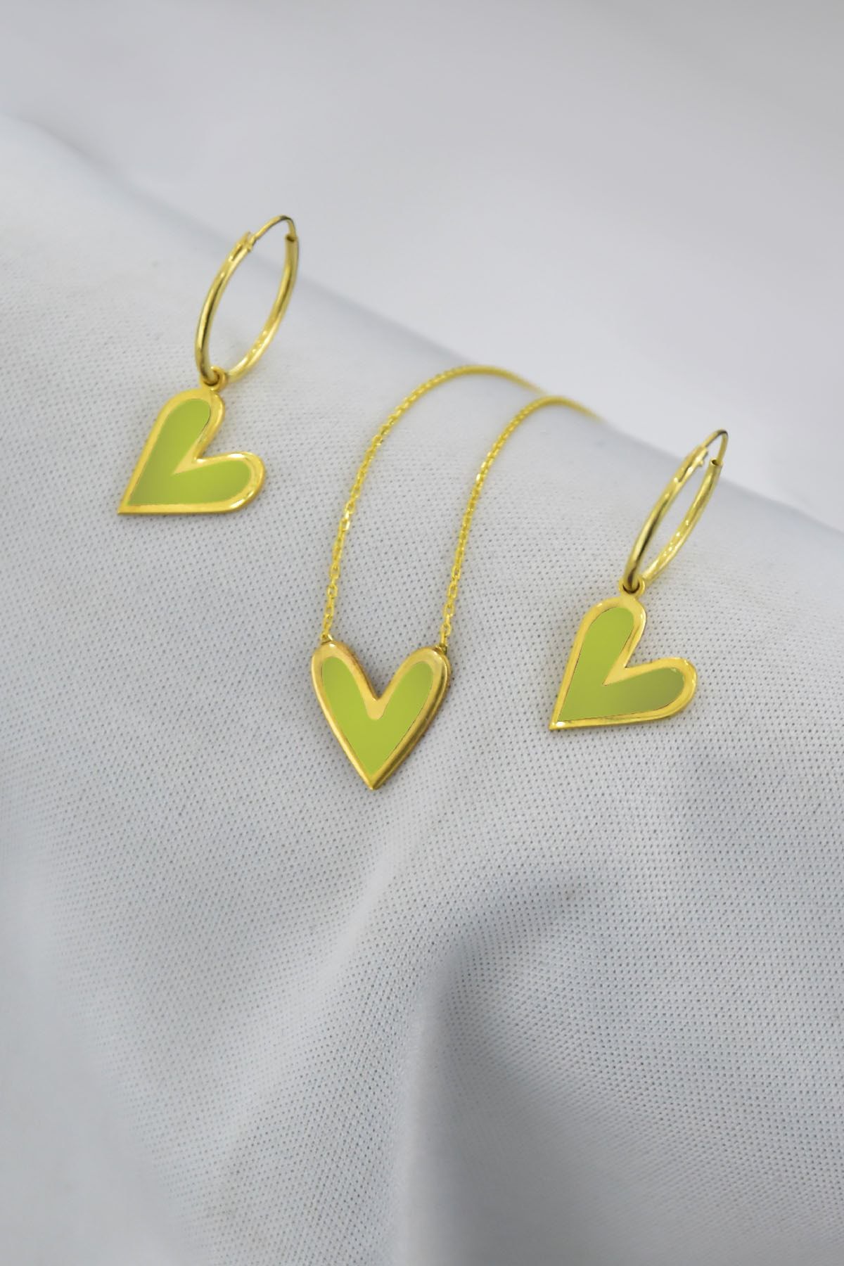 925 Ayar Gümüş Altın Kaplama Sarı Mineli Kalp Kolye Küpe Set