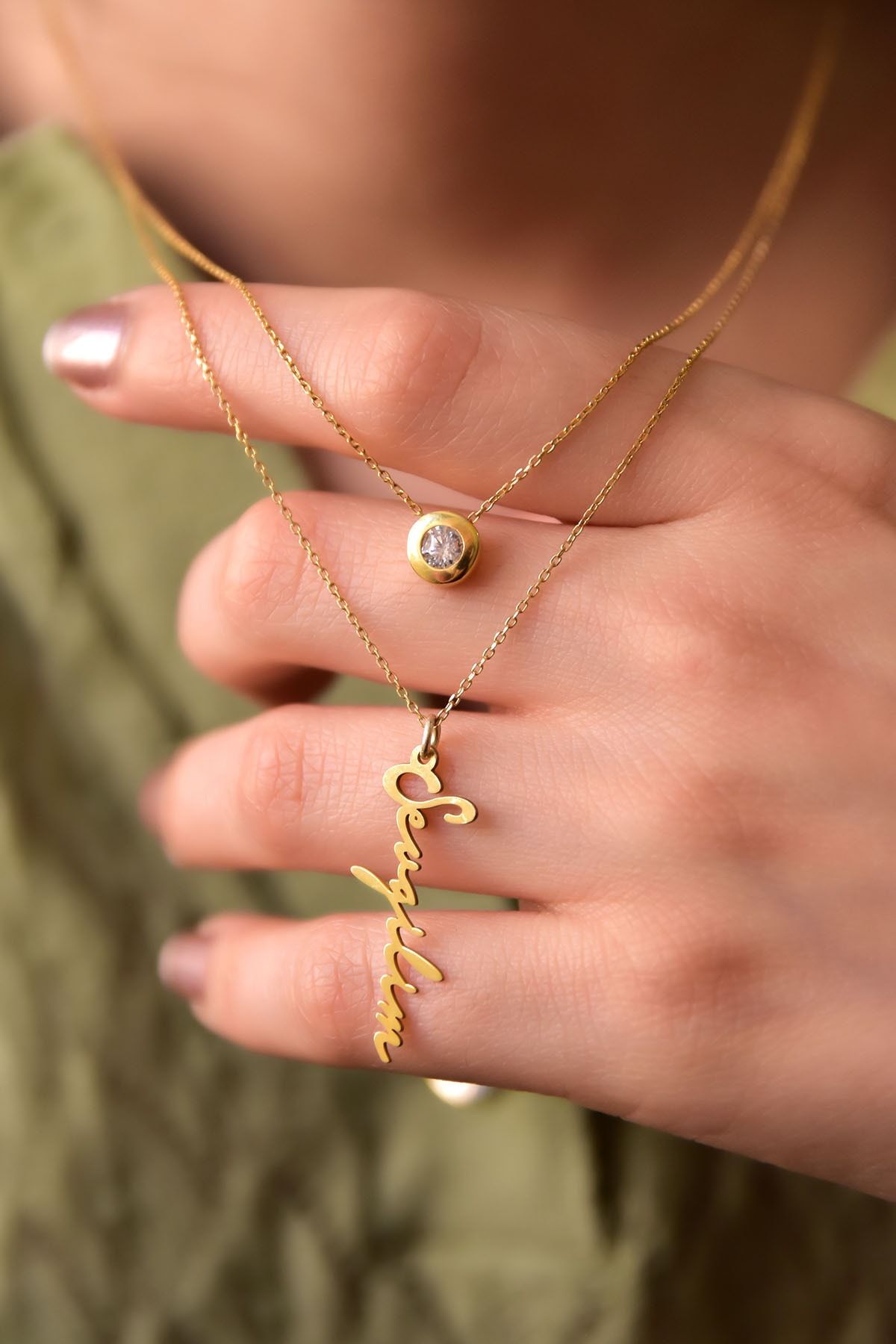 925 Ayar Gümüş Altın Kaplama Tektaş Ve Sevgilim Yazılı Asansörlü Kolye