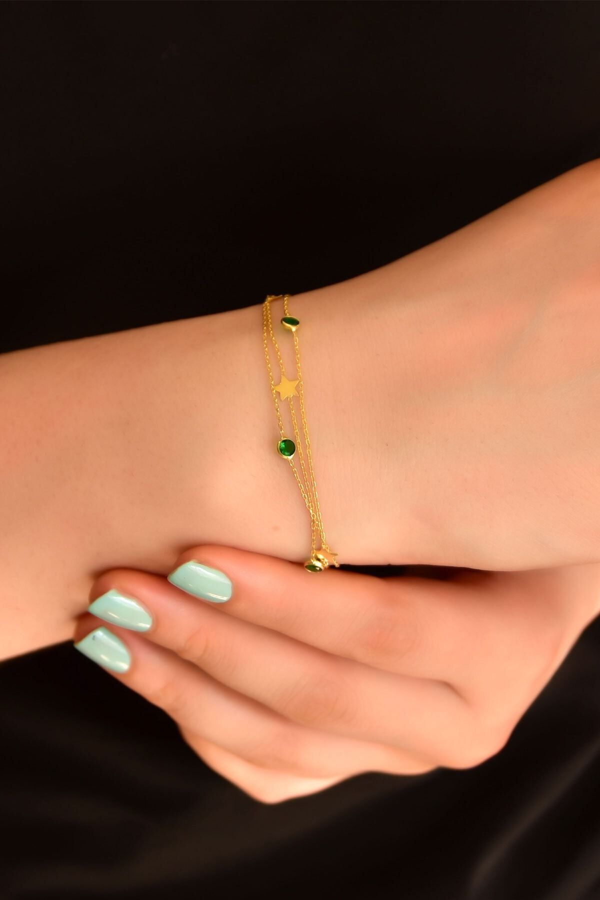 925 Ayar Gümüş Altın Kaplama Yeşil Taşlı Yıldız Zincir Bileklik