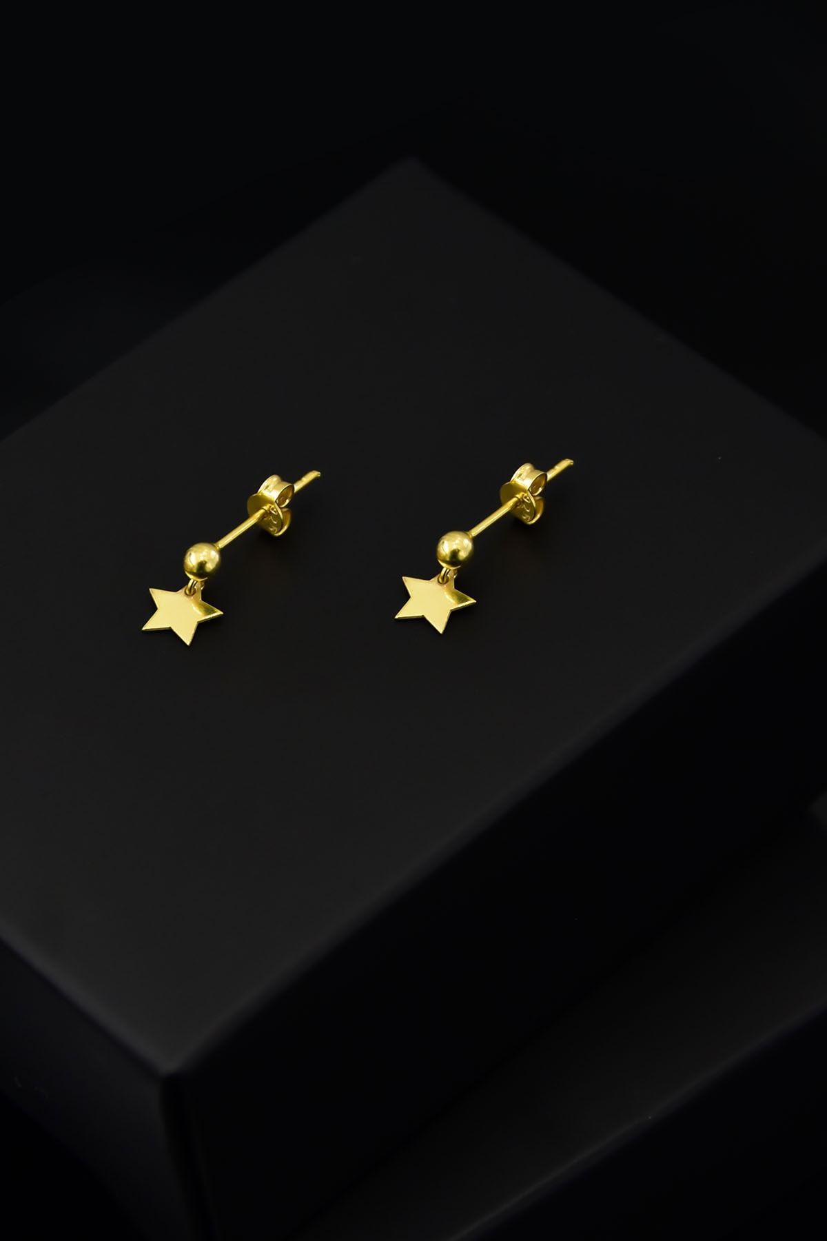 925 Ayar Gümüş Altın Kaplama Yıldız Çivili Top Küpe