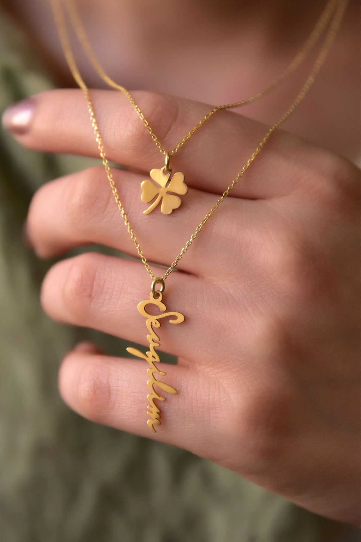 925 Ayar Gümüş Altın Kaplama Yonca Ve Sevgilim Yazılı Asansörlü Kolye