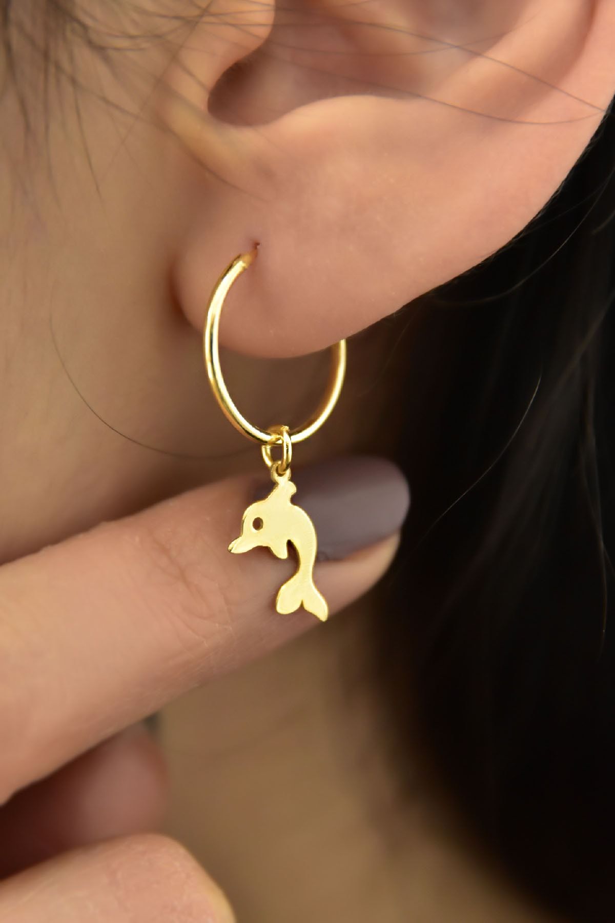 925 Ayar Gümüş Altın Kaplama Yunus Figürlü Halka Ve Top Küpe