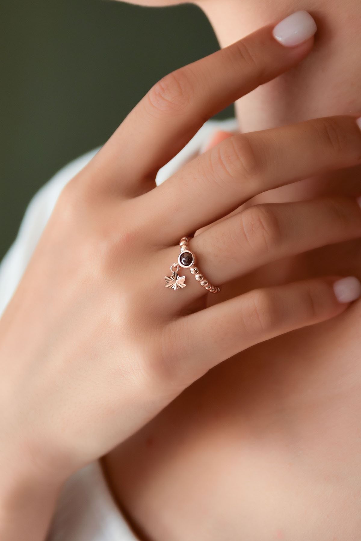 925 Ayar Gümüş Bordo Ay Taşlı Lotus Motifli Ayarlanabilir Kadın Yüzük