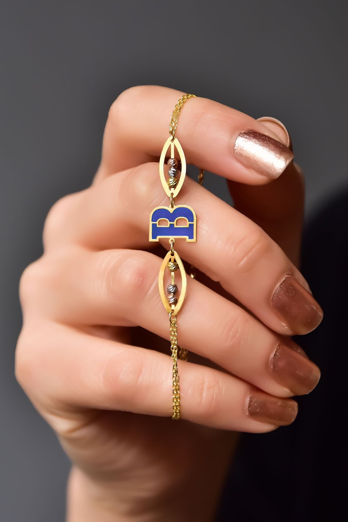 925 Ayar Gümüş Dorika Toplu Parlayan Rüya Serisi Ebruli Cam Boyalı Lacivert Harfi Bileklik