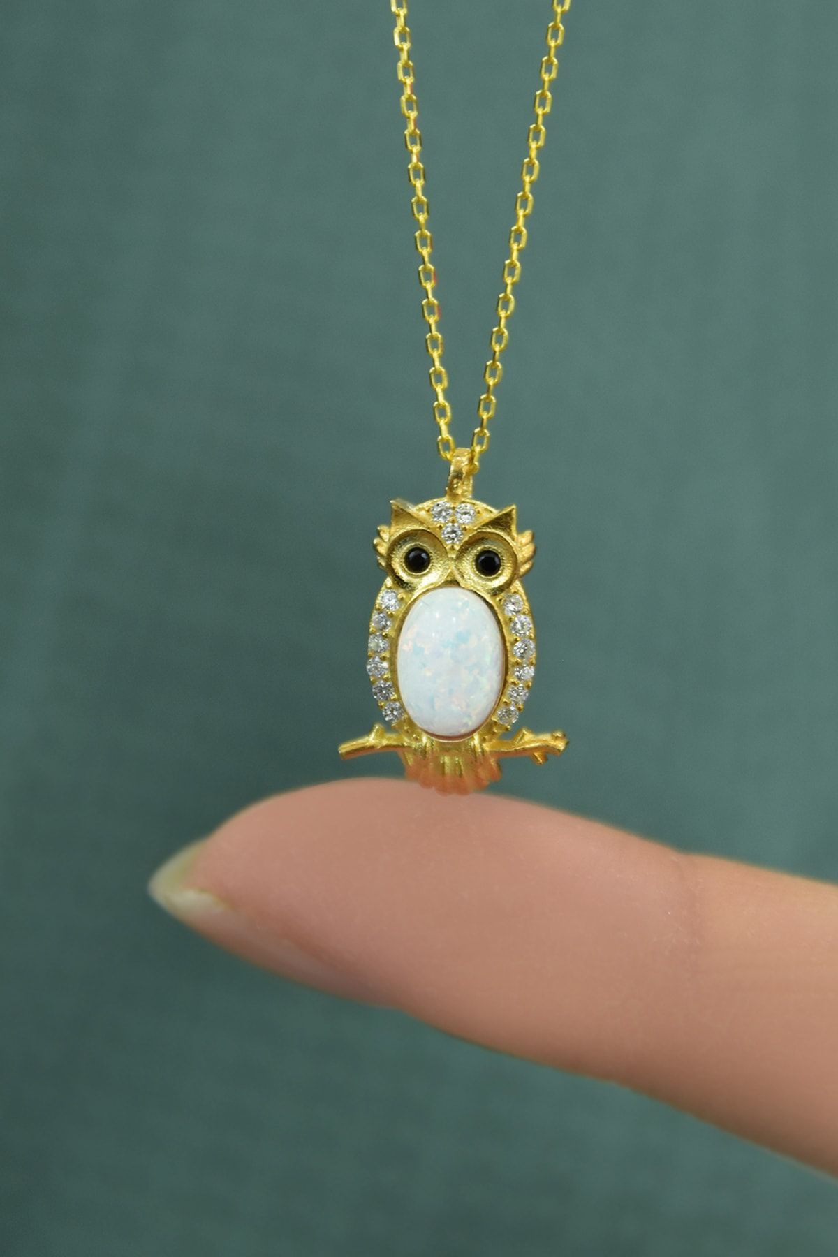 925 Ayar Gümüş Gold Kaplama Beyaz Opal Taşlı Baykuş Kolye