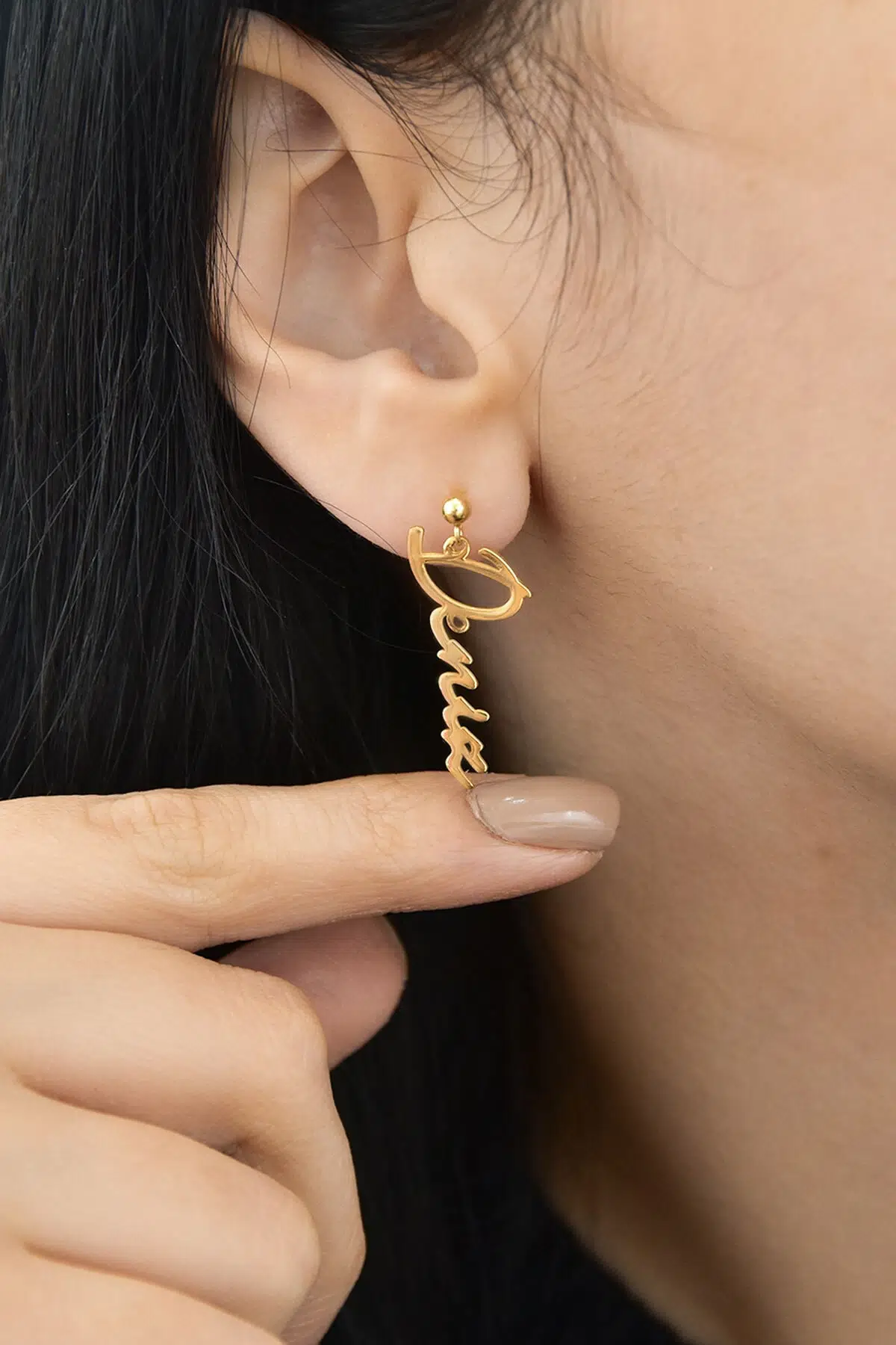 925 Ayar Gümüş Gold Kaplama Çivili Isim Küpe