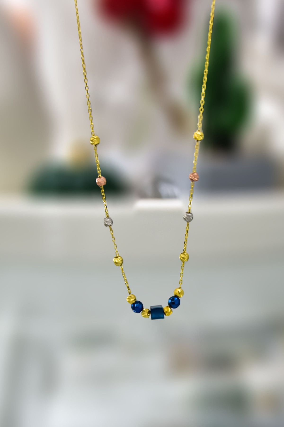 925 Ayar Gümüş Gold Kaplama Dorika Toplu , Lacivert Kare Boncuklu Kolye