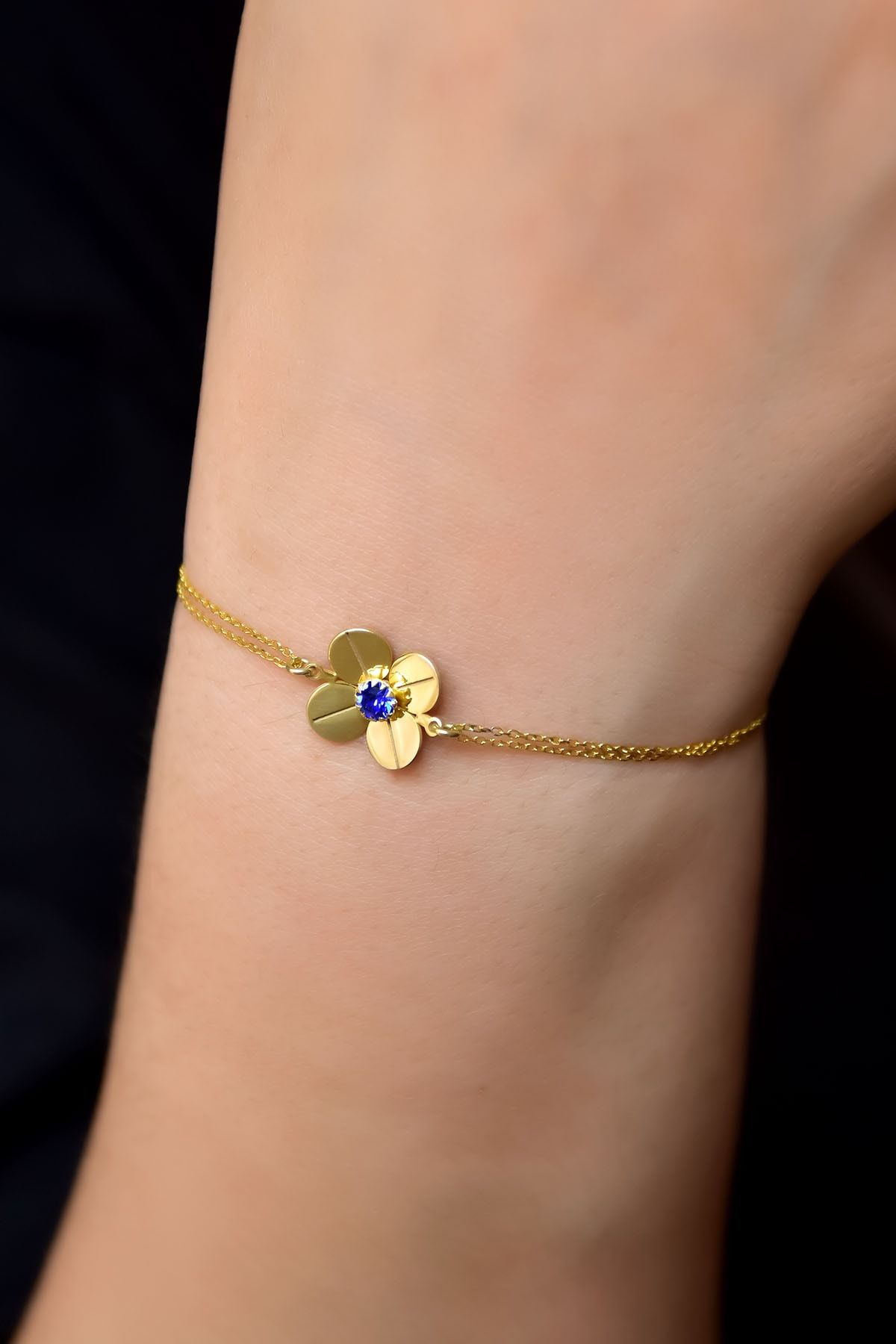 925 Ayar Gümüş Gold Kaplama Eylül Ayı Doğum Taşlı Şans Dört Yapraklı Yonca Bileklik