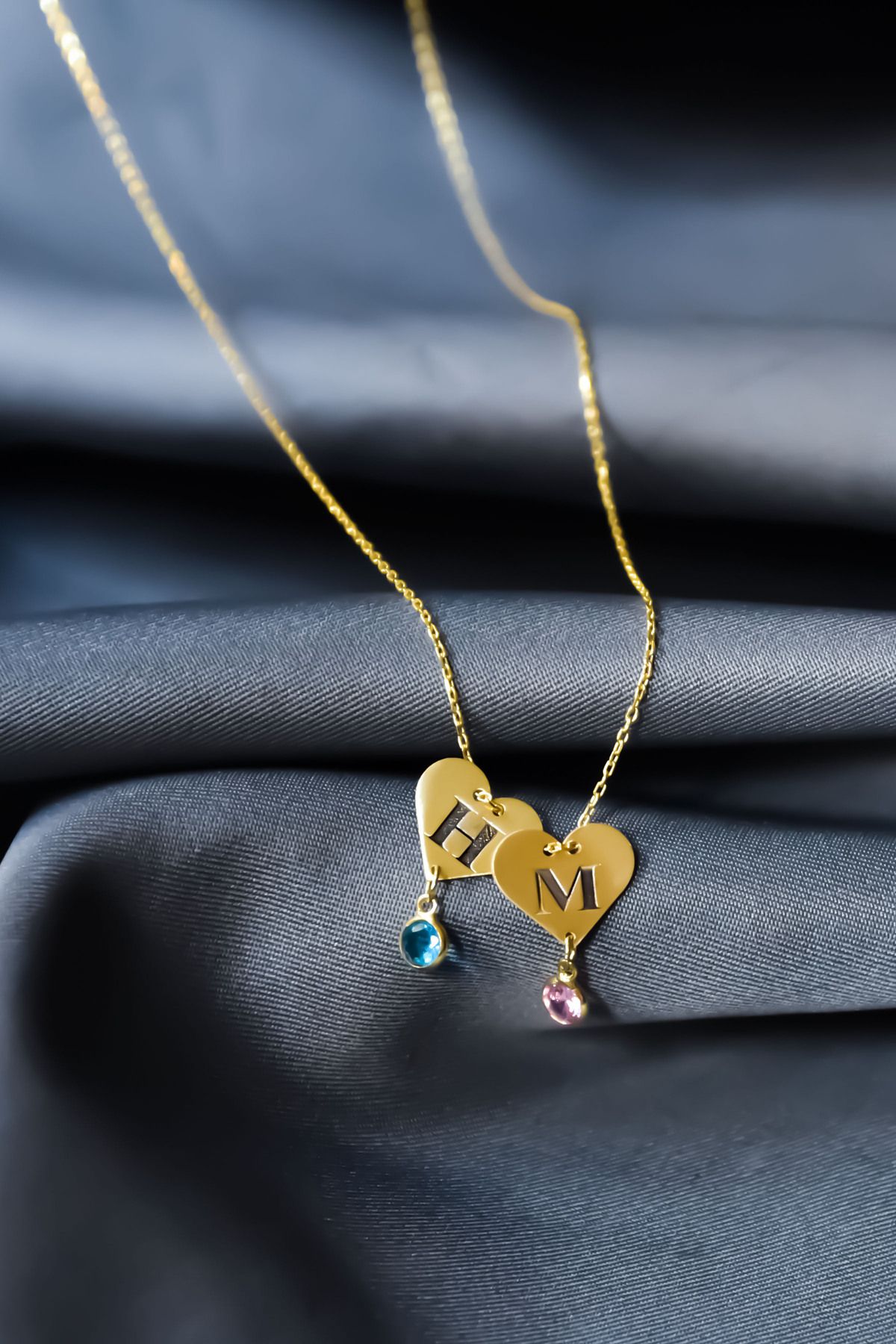 925 Ayar Gümüş Gold Kaplama İki Kalpte, Aşkın Harfi Doğum Taşlı Kolyesi