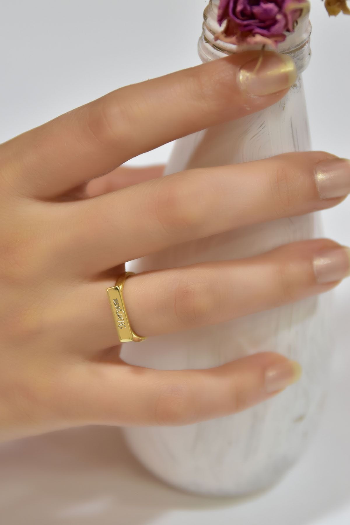 925 Ayar Gümüş Gold Kaplama Isimli Ayarlanabilir Dikdörtgen Tasarım Yüzük