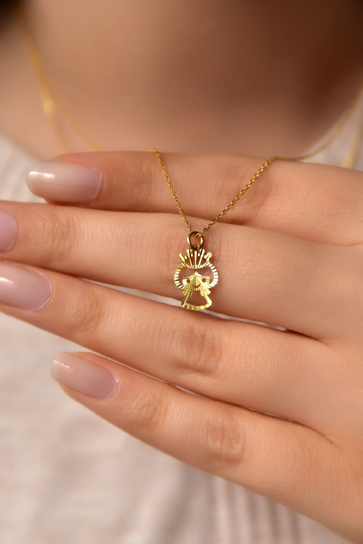 925 Ayar Gümüş Gold Kaplama Kesim Kalemli Prenses Kolye