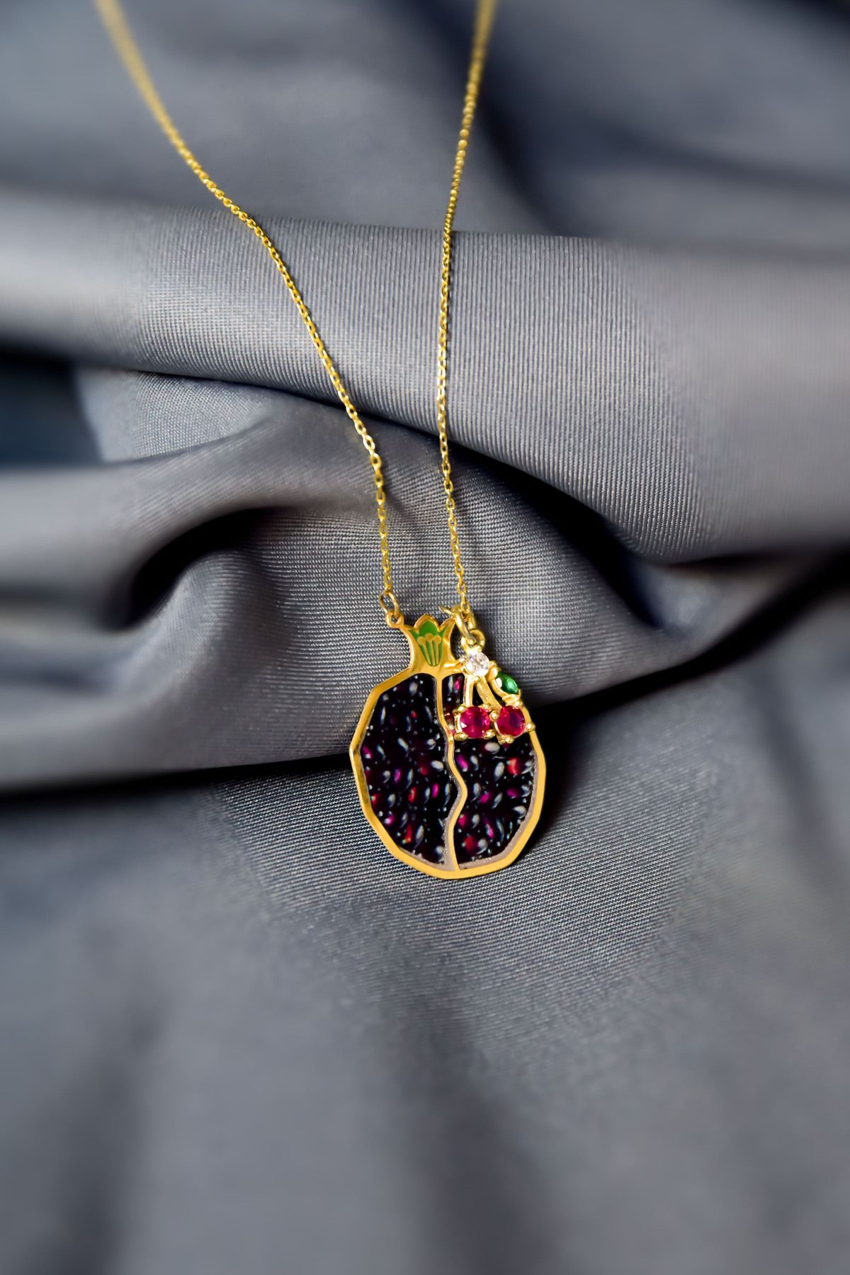 925 Ayar Gümüş Gold Kaplama Kiraz Sallantılı , Mineli Bolluk Ve Bereket Tılsımı Nar Taneli Kolye