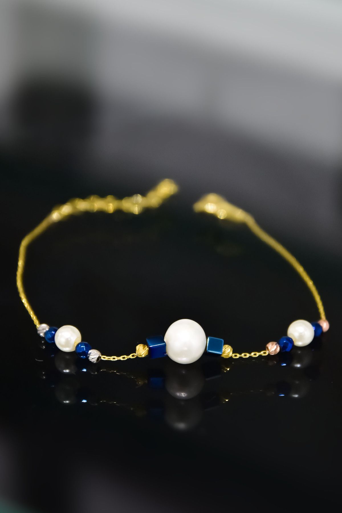 925 Ayar Gümüş Gold Kaplama Lacivert Küp Boncuklu, Büyük Incili Dorika Toplu Bileklik,inci bileklik