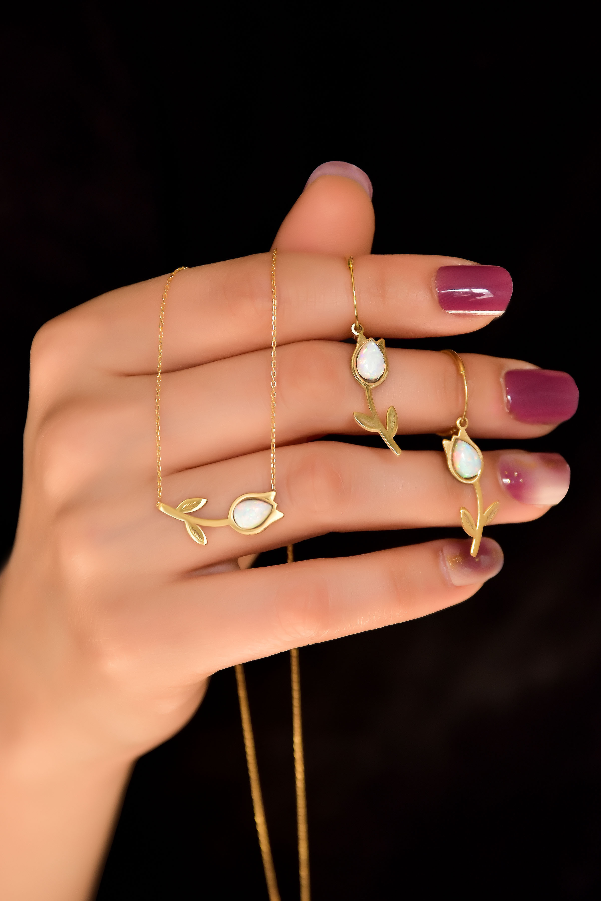 925 Ayar Gümüş Gold Kaplama Özel Tasarım Beyaz Opal Kolye Ve Lale Küpe Set