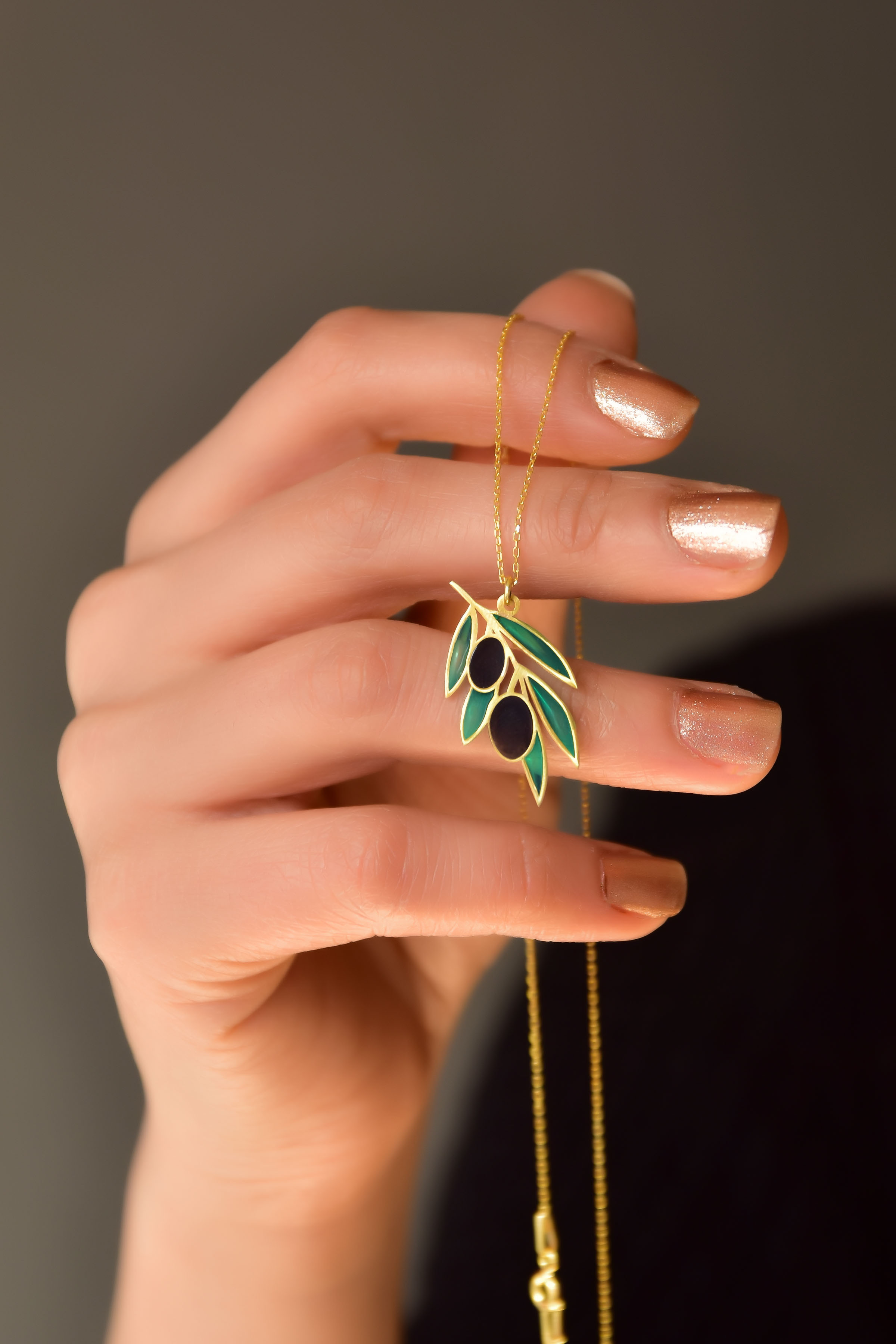 925 Ayar Gümüş Gold Kaplama Özel Tasarım Zeytin Dalı Kolye