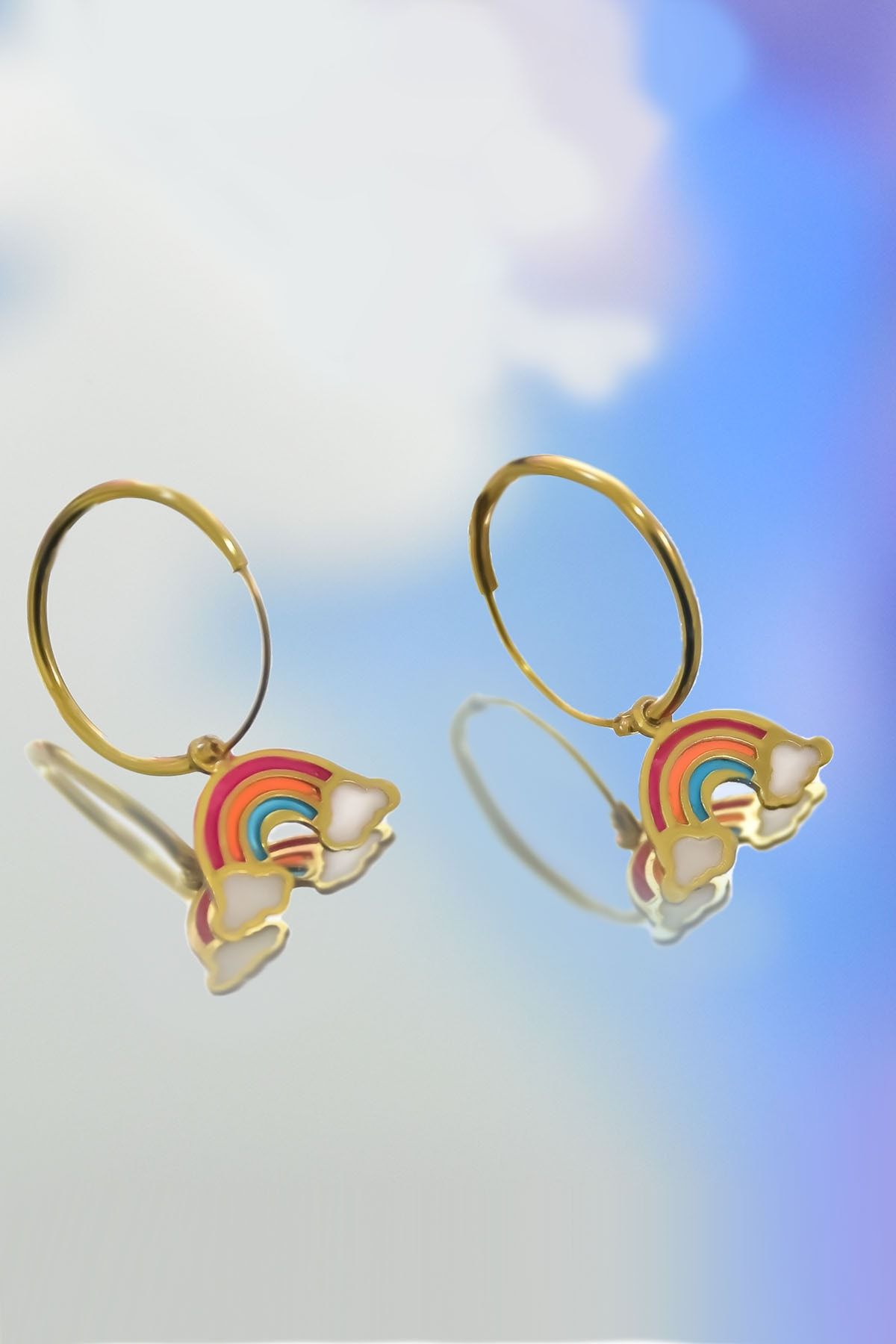 925 Ayar Gümüş Gold Kaplama Parlayan Rüya Serisi Mineli Gökkuşağı Halka Küpe