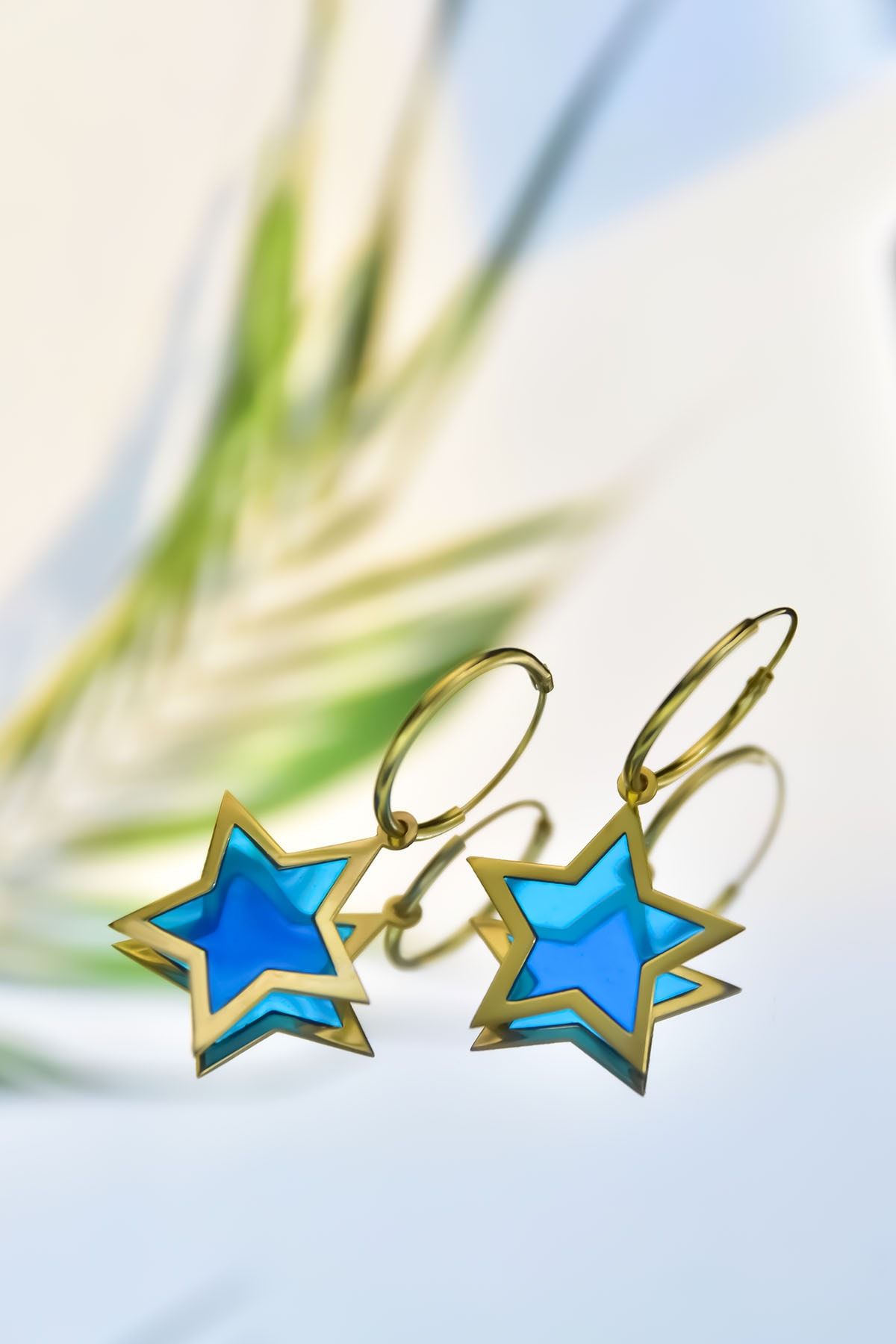 925 Ayar Gümüş Gold Kaplama Parlayan Rüya Serisi Tasarım Ebruli Cam Boyalı Yıldız Küpe