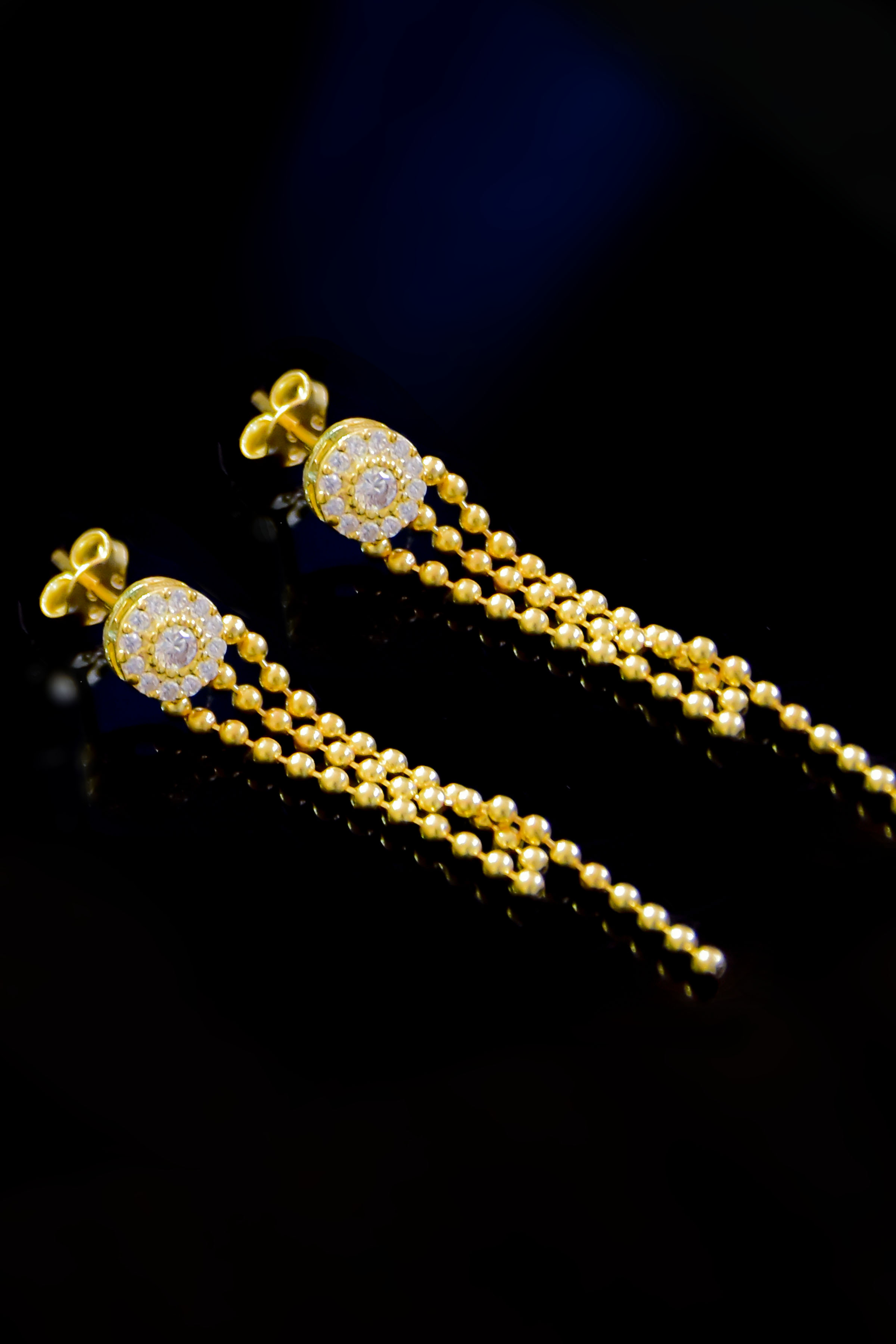 925 Ayar Gümüş Gold Kaplama Püsküllü Tek Taş Küpe