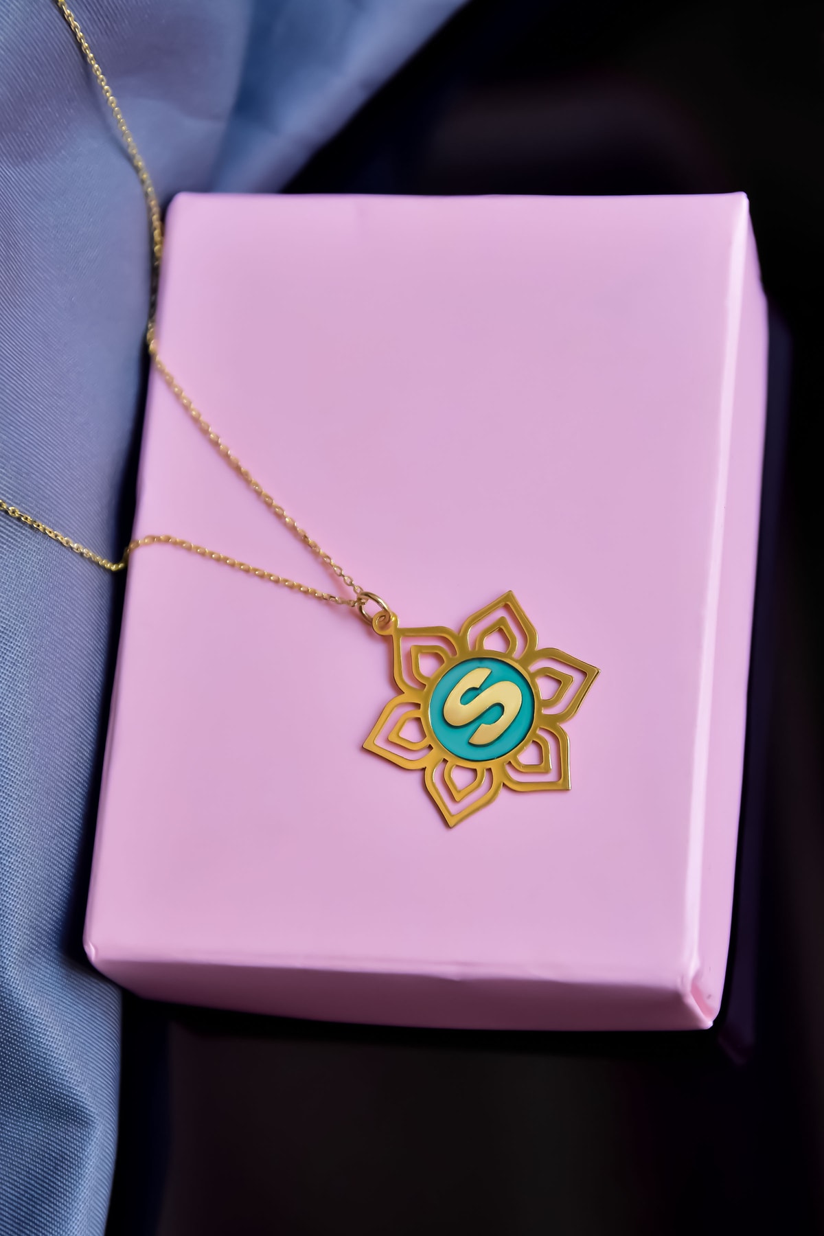 925 Ayar Gümüş Gold Kaplama Rüya Serici Cam Boyalı Karma Lotus, Sunflower, Harf Kolye