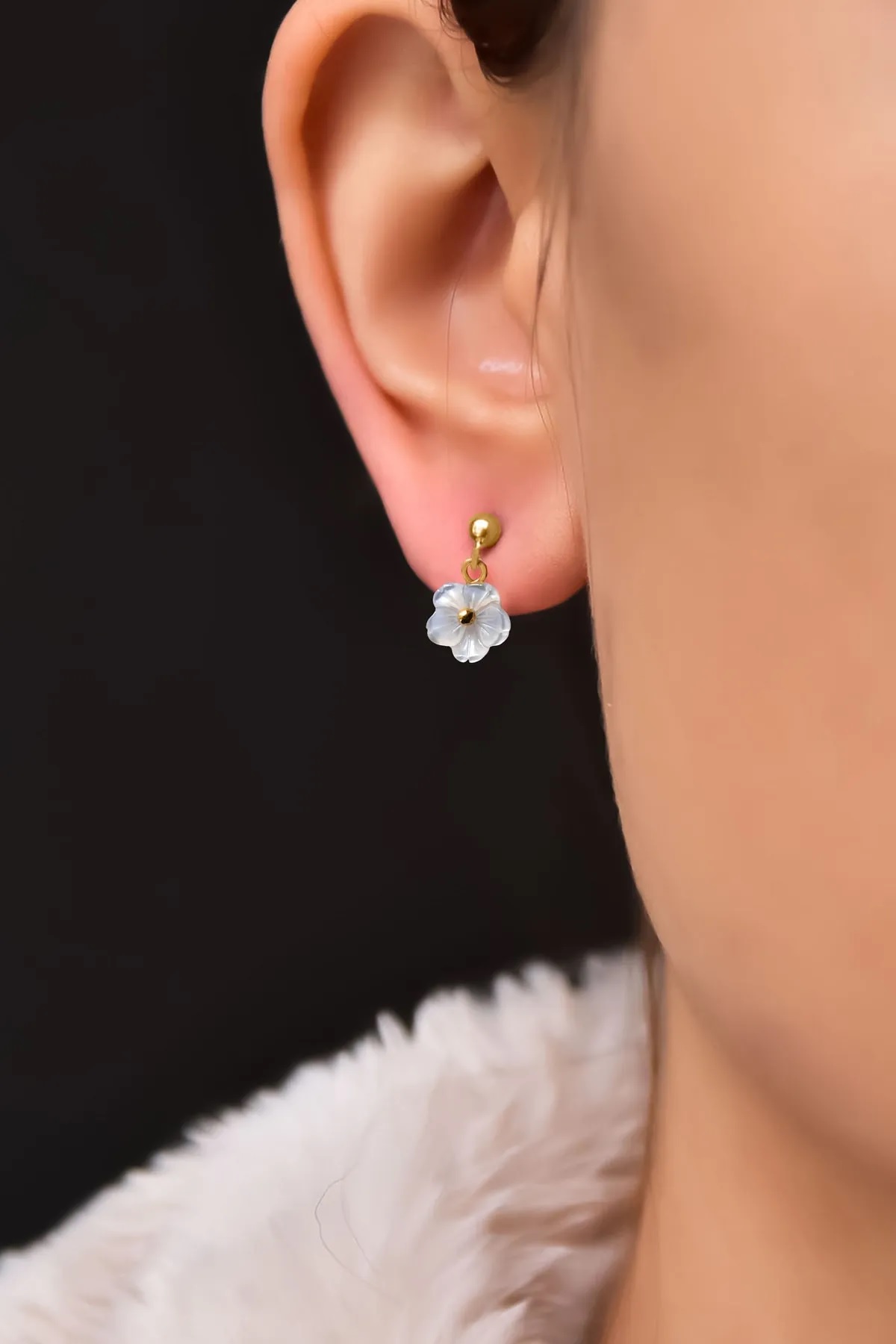 925 Ayar Gümüş Gold Kaplama Sedef Manolya Çiçeği Küpe