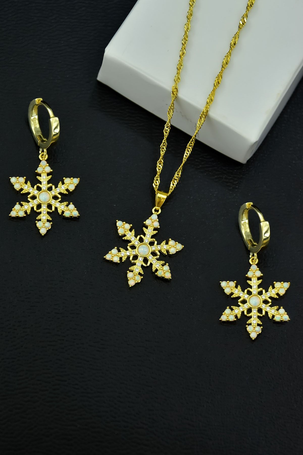 925 Ayar Gümüş Gold Kaplama Singapur Zincir Opal Kar Tanesi Kadın Kolye Ve Küpe Set