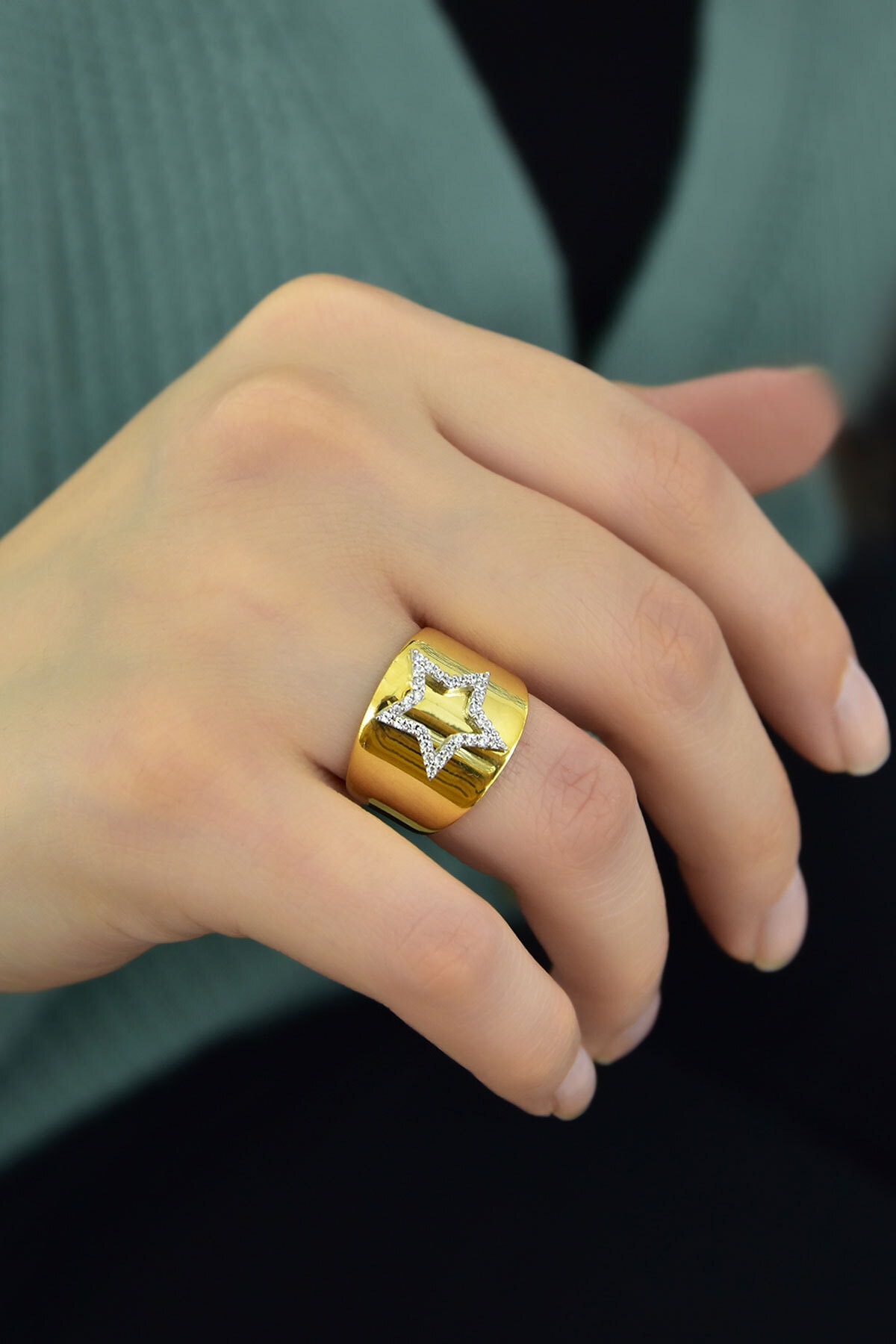 925 Ayar Gümüş Gold Kaplama Taşlı Yıldız Yüzük