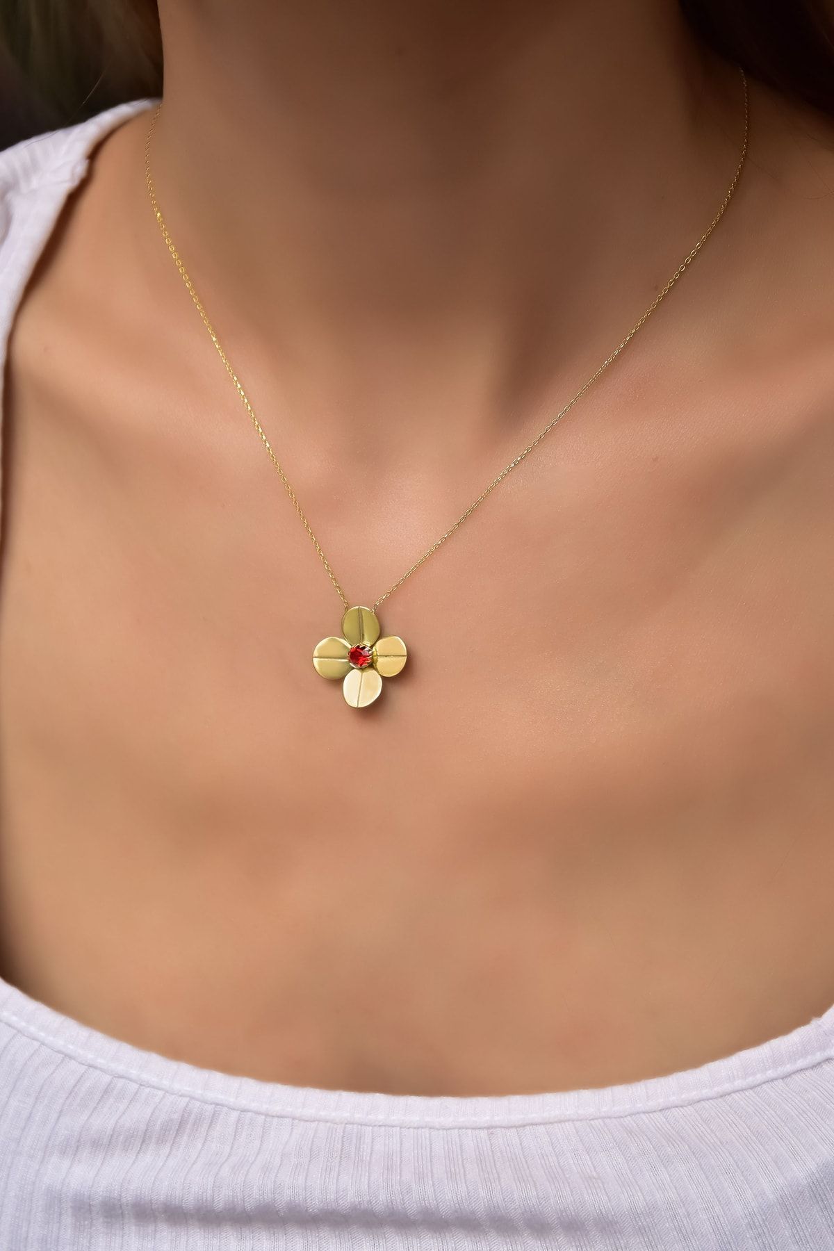 925 Ayar Gümüş Gold Kaplama Temmuz Ayı Doğum Taşlı Matthiola Çiçeği Kolye