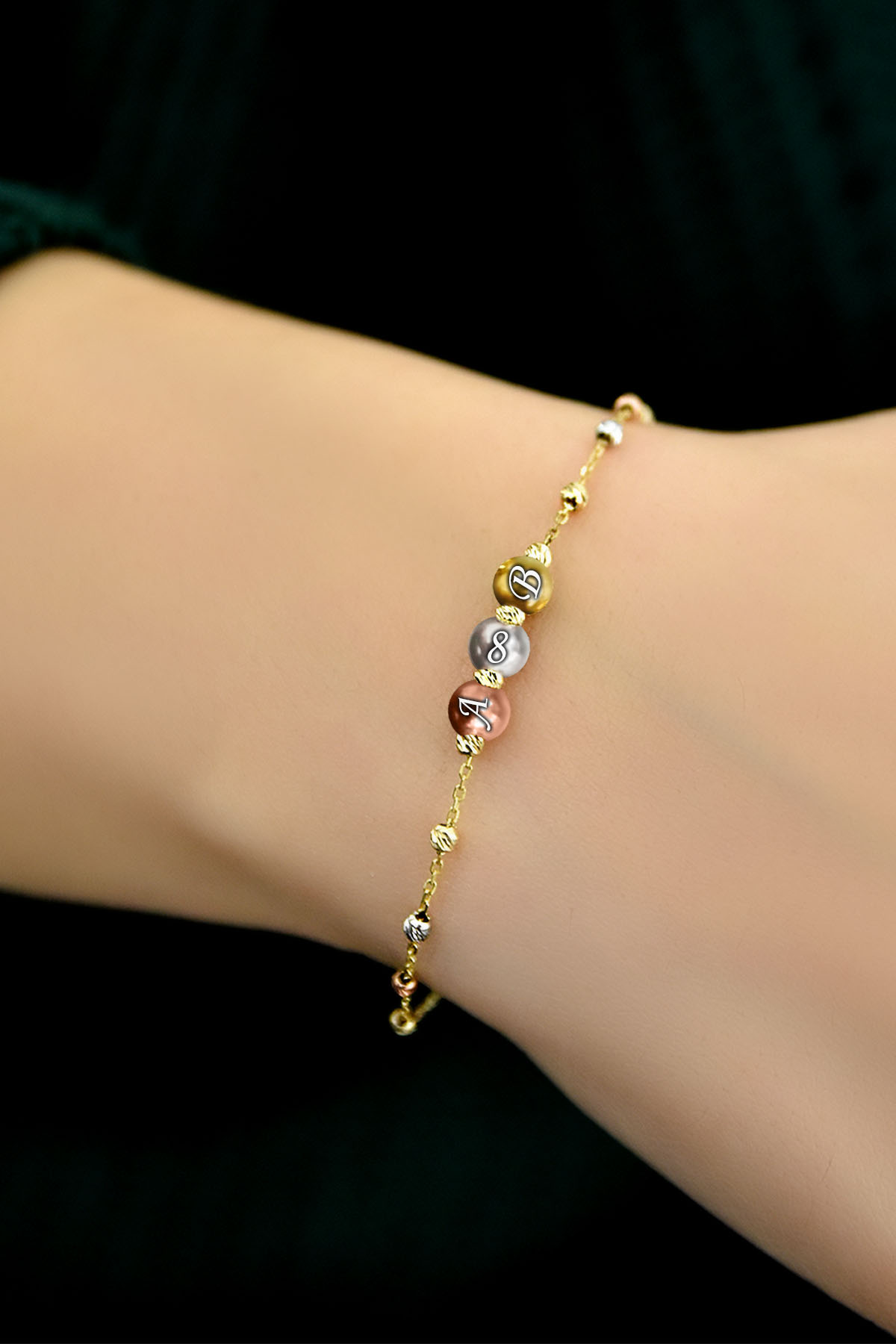 925 Ayar Gümüş Gold Kaplama Üç Renkli Kalp Harfli Toplu Bileklik