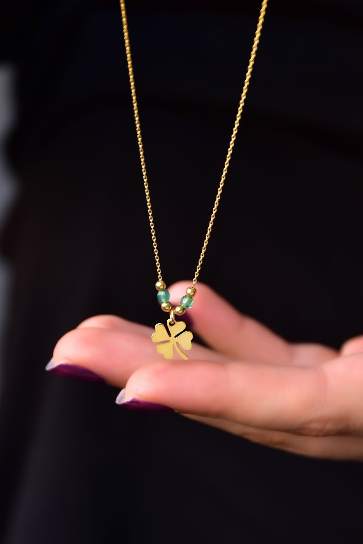 925 Ayar Gümüş Gold Kaplama Yeşil Taşlı Dorika Top Yonca Kolye