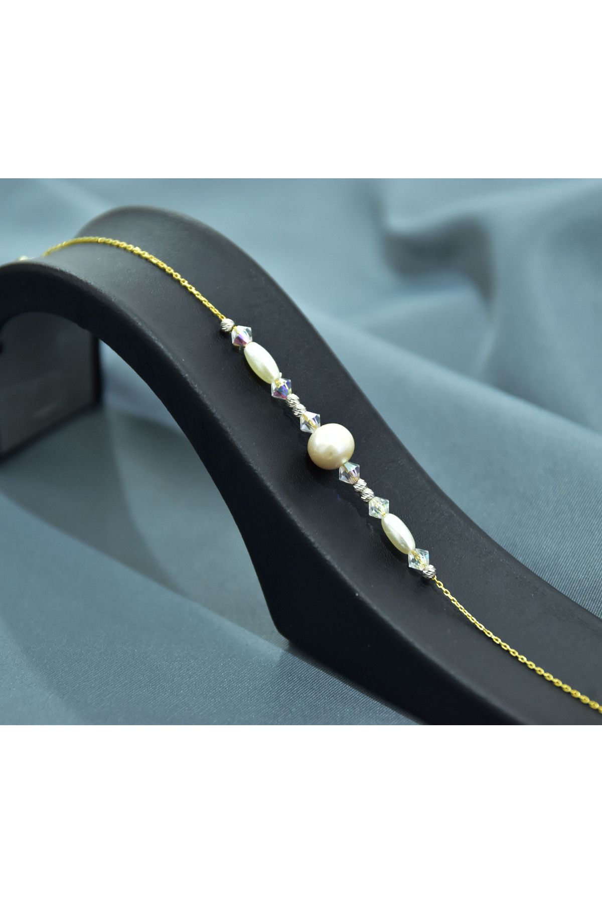 925 Ayar Gümüş Gold Kaplama Zarif Incili, Beyaz Boncuklu Bileklik