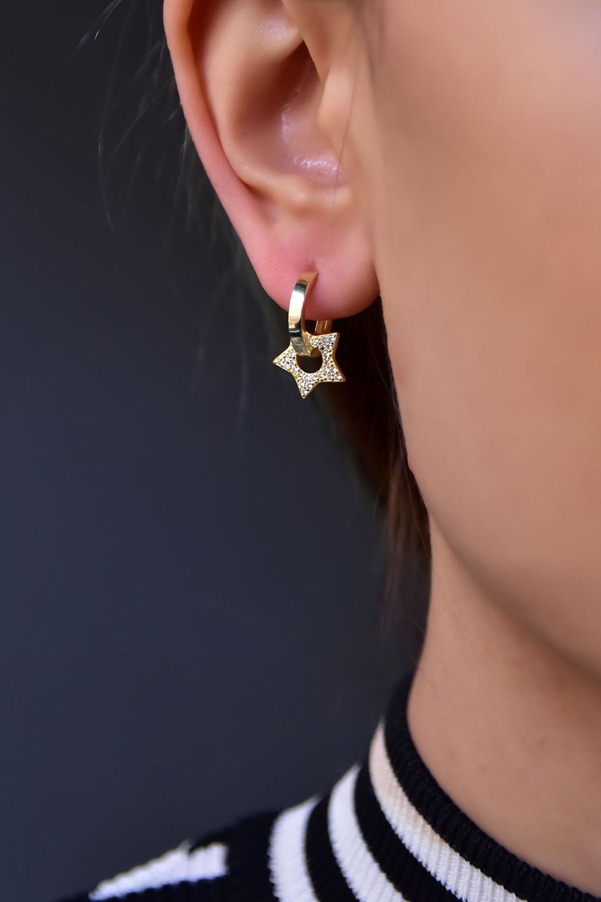 925 Ayar Gümüş Gold Kaplama Zirkon Taşlı Yıldız Halka Küpe