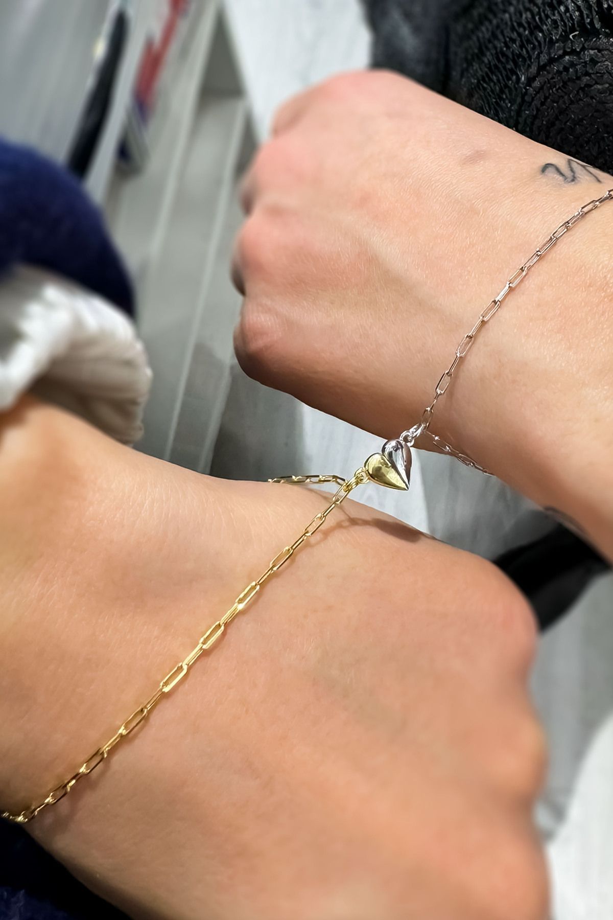 925 Ayar Gümüş Gold-Rodyum Kaplama Birbirini Aşka Çeken Sevgili, Mıknatıslı Kalp Bileklik