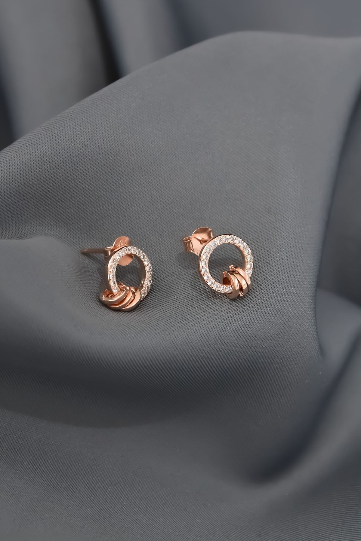 925 Ayar Gümüş Gümüş Rose Kaplama Üçlü Iç Içe Geçme Zirkon Taşlı Halka Küpe