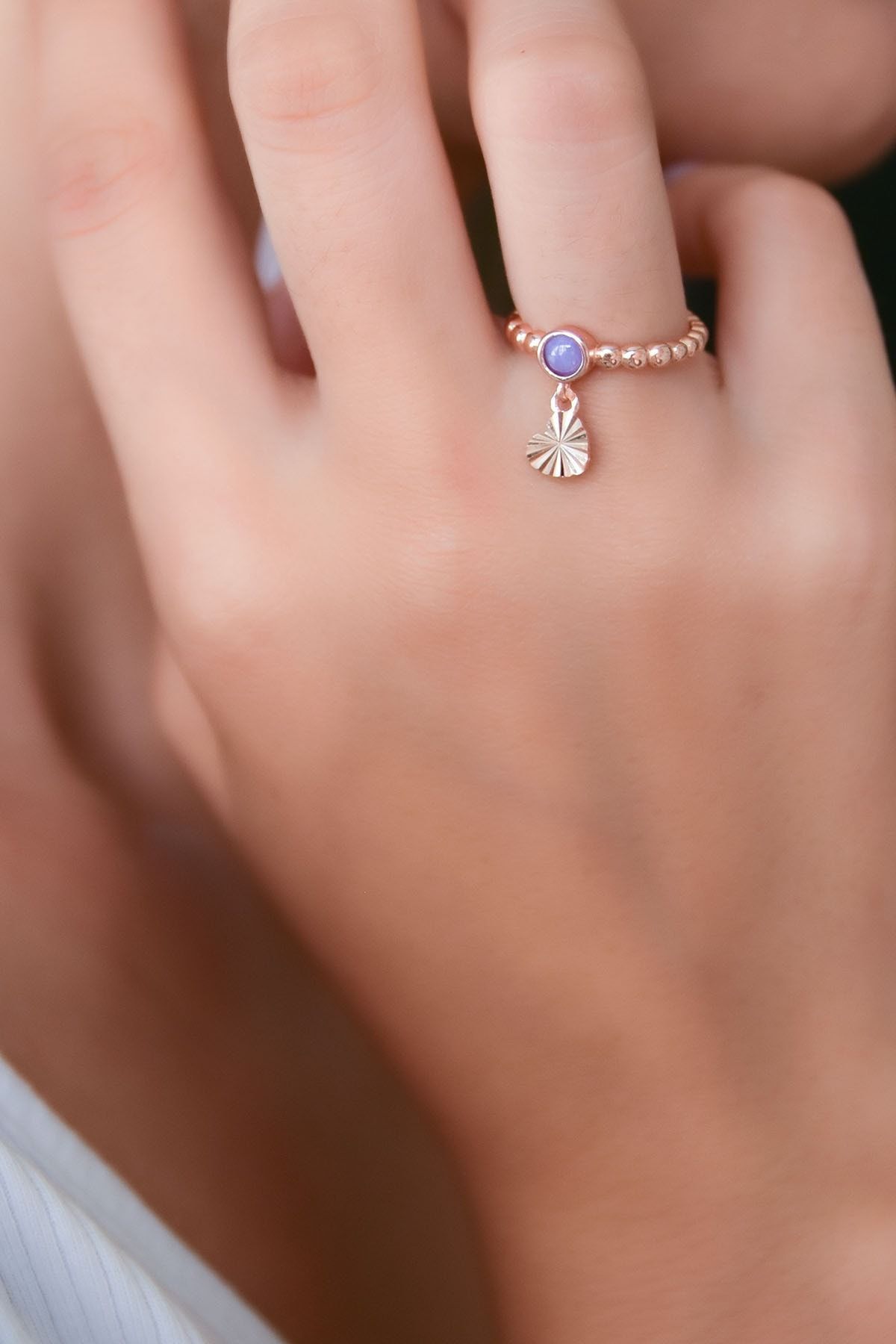 925 Ayar Gümüş Lila Ay Taşlı Kalp Motifli Ayarlanabilir Kadın Yüzük