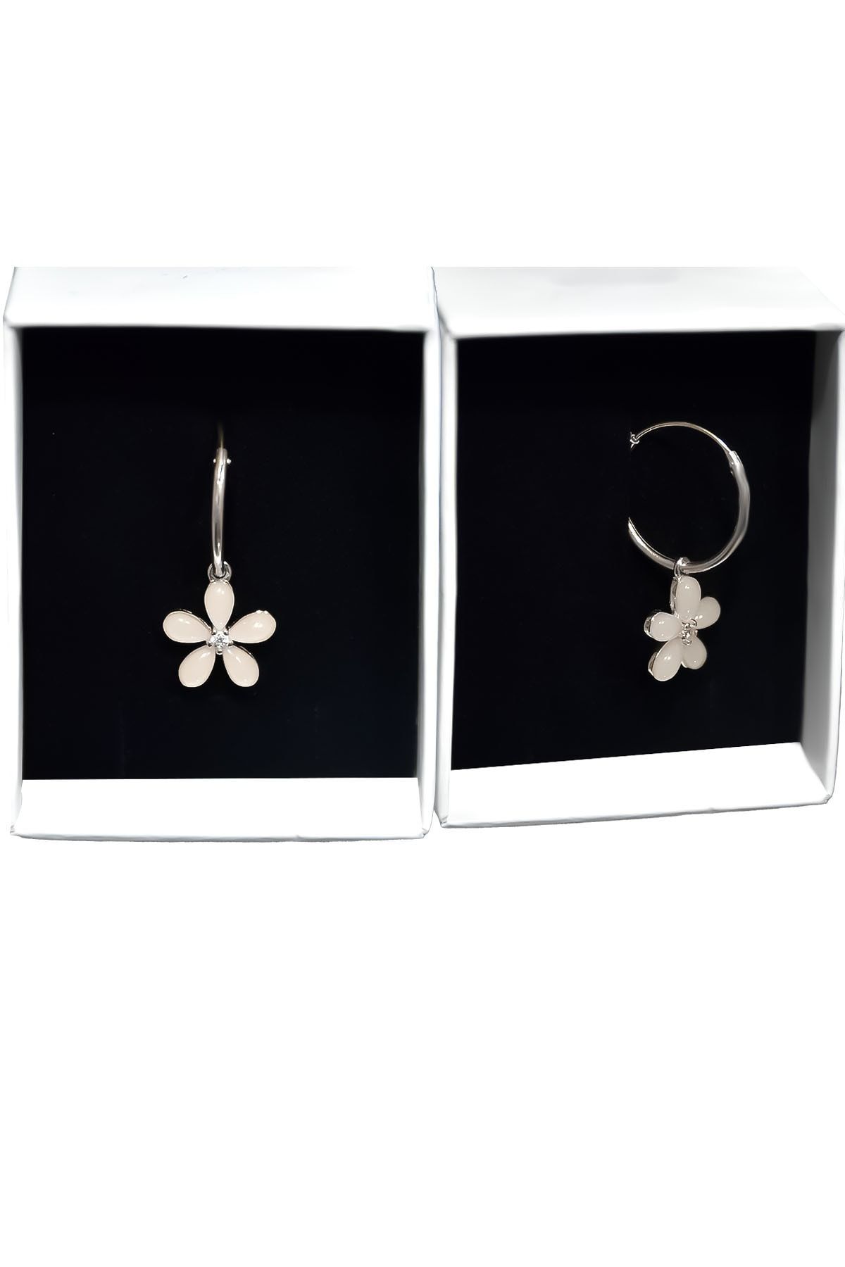 925 Ayar Gümüş Rodyum Kaplama Ay Taşlı Yasemin Çiçeği Halka Küpe