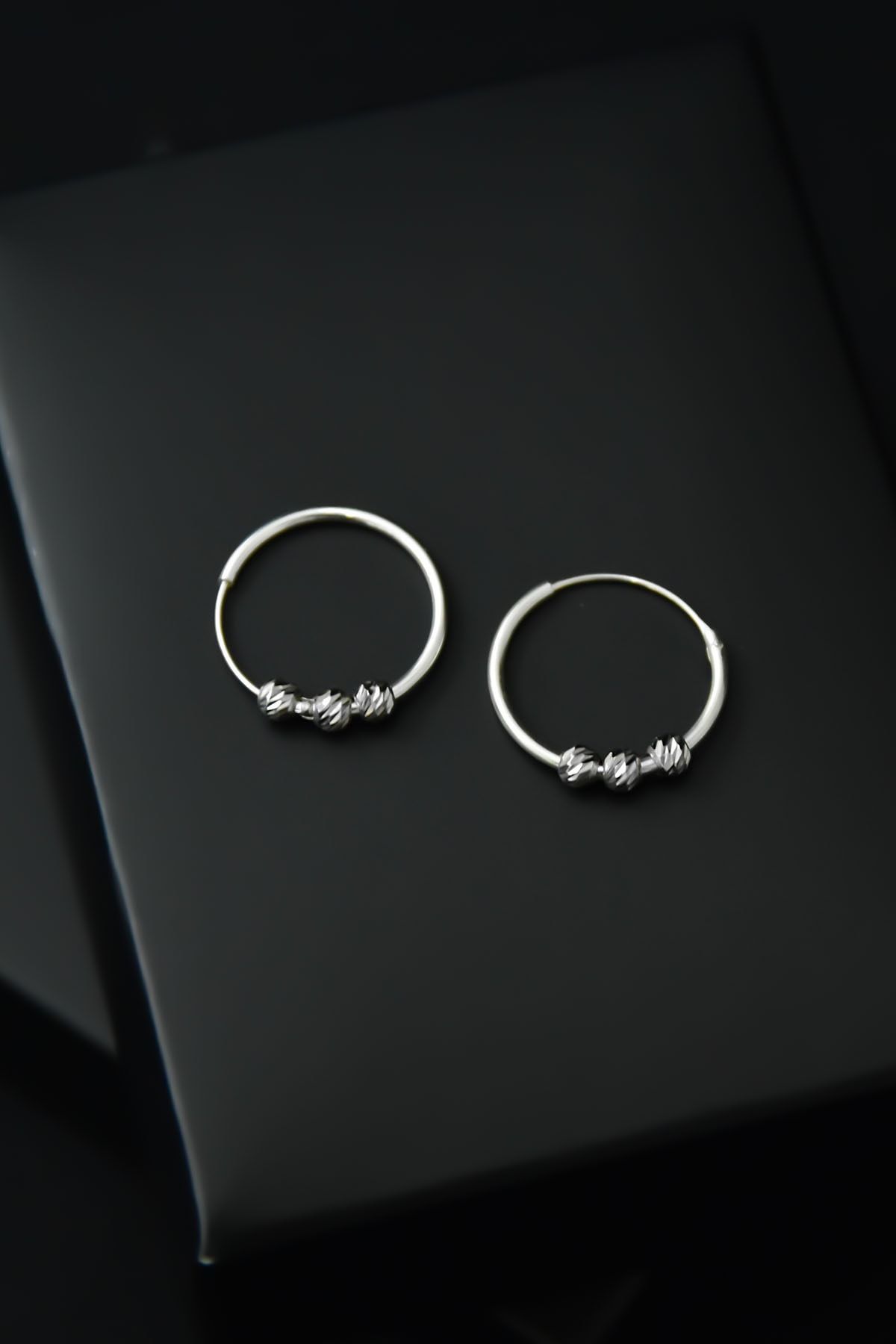 925 Ayar Gümüş Rodyum Kaplama Dorika Toplu Halka Küpe