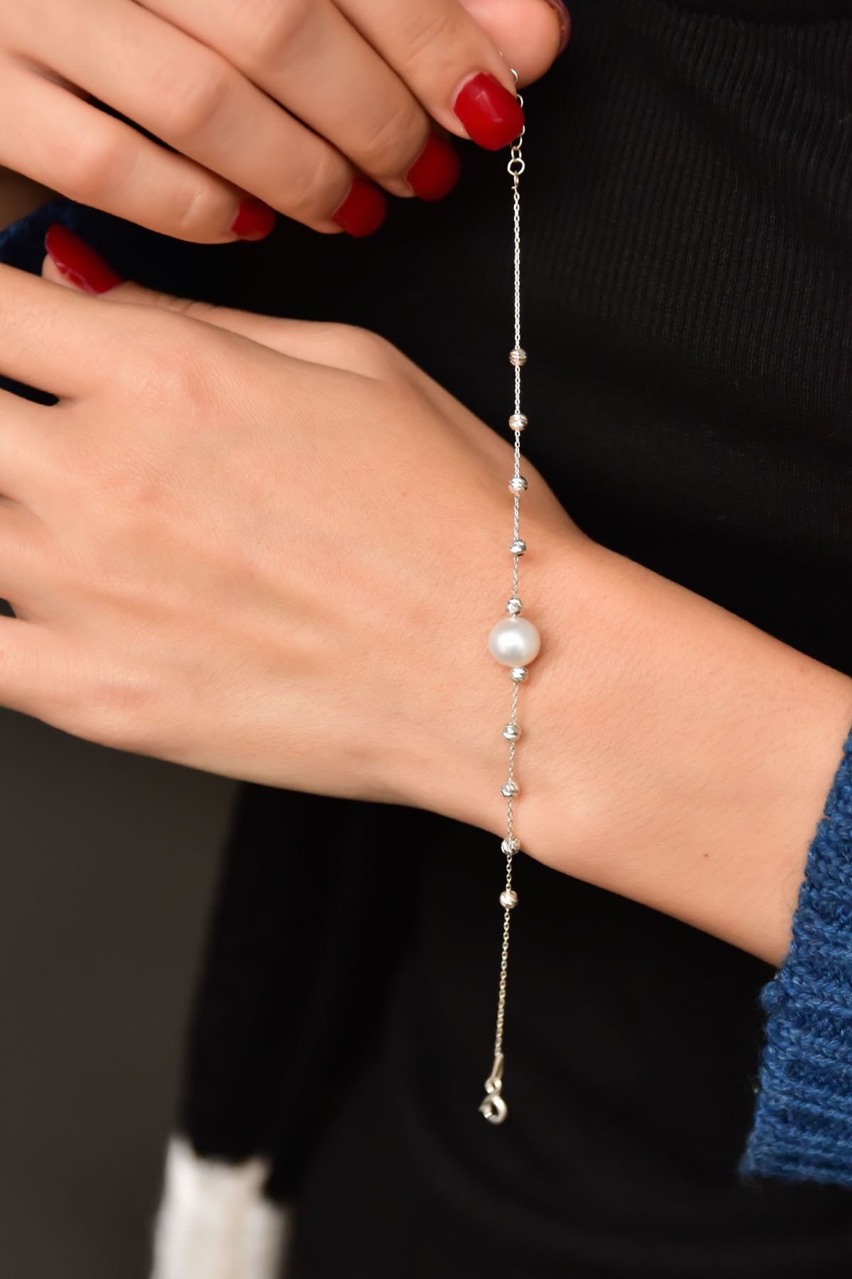 925 Ayar Gümüş Rodyum Kaplama Dorika Toplu Incili Bileklik