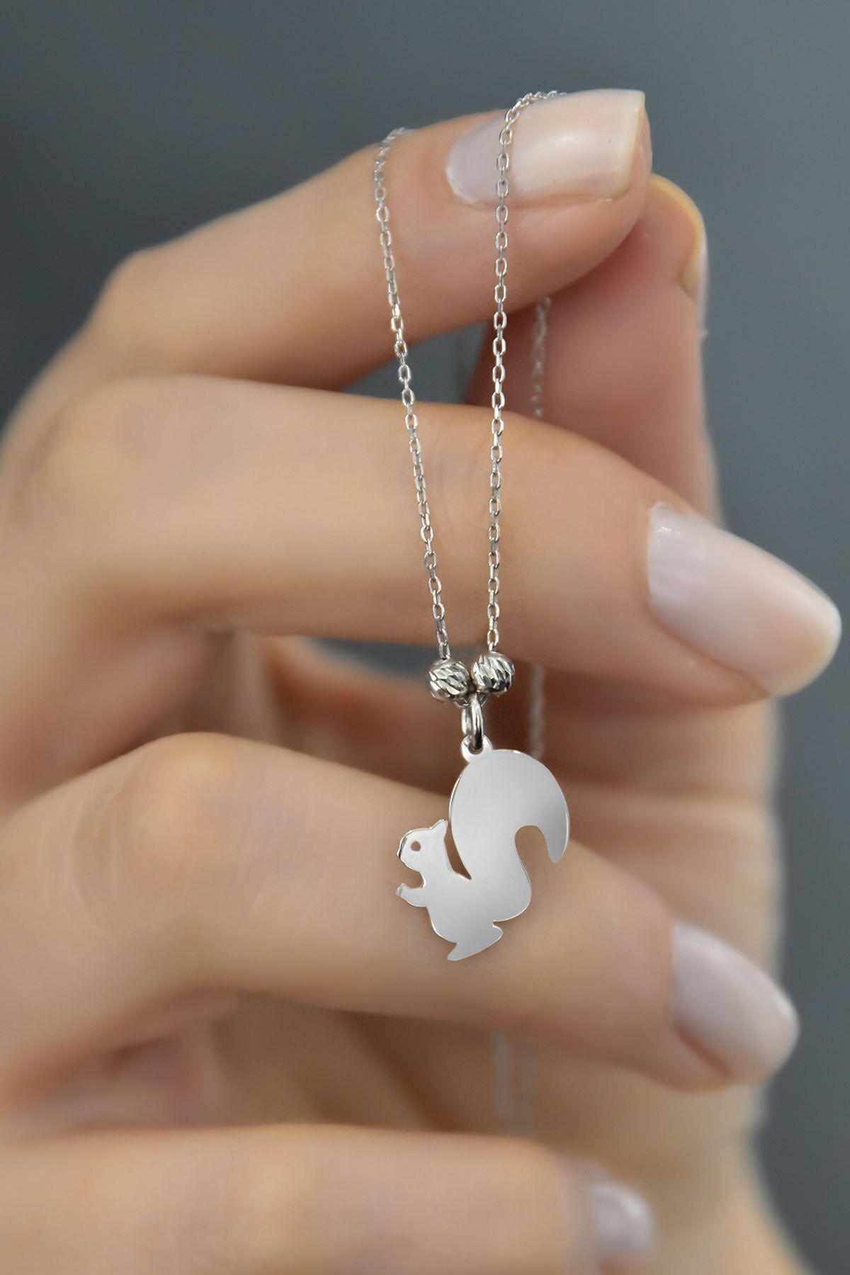 925 Ayar Gümüş Rodyum Kaplama Dorika Toplu Sincap Kadın Kolye