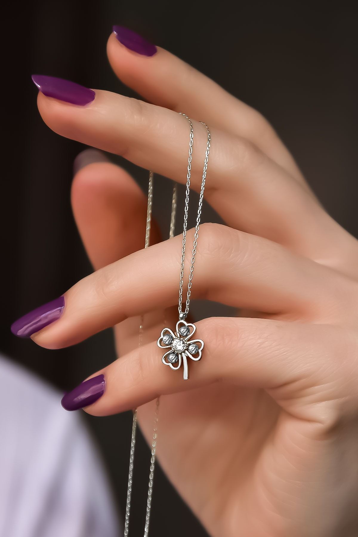 925 Ayar Gümüş Rodyum Kaplama Dorika Toplu Yonca Kolye