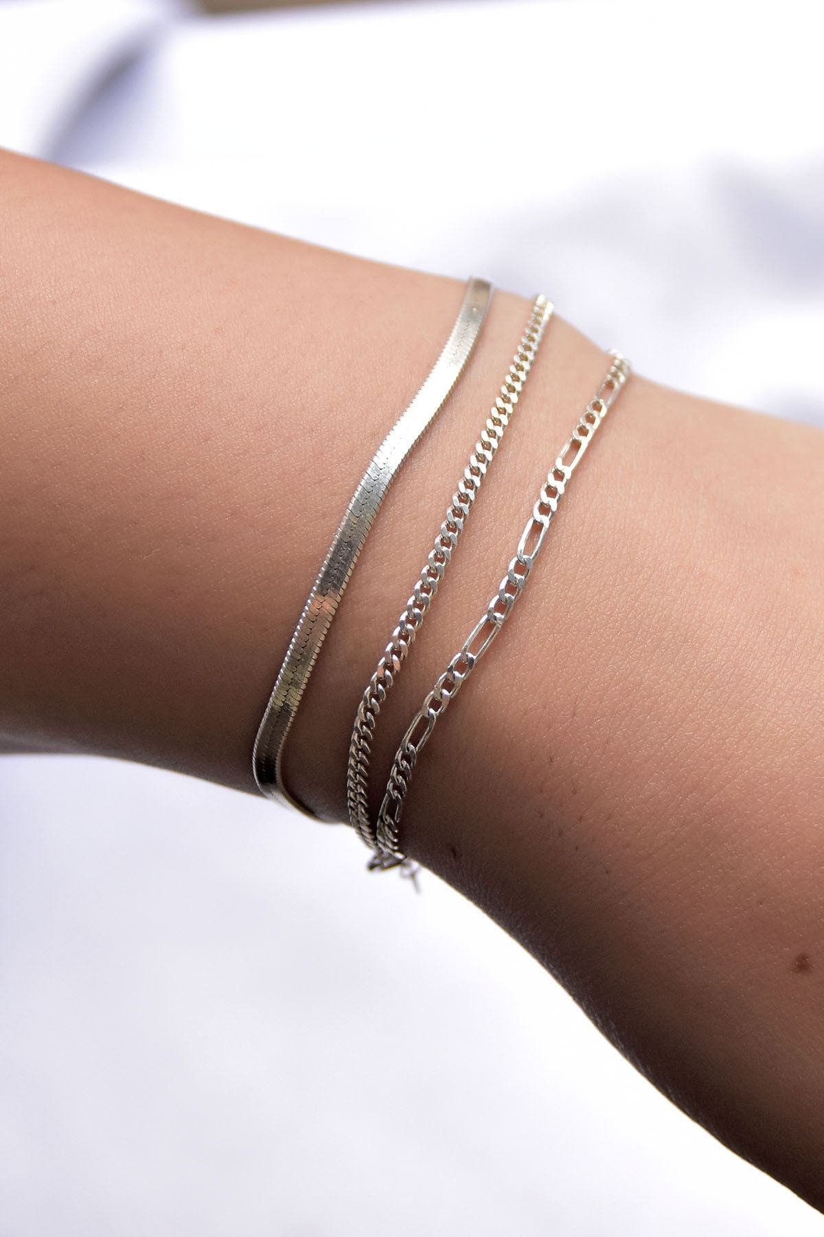 925 Ayar Gümüş Rodyum Kaplama Figaro Gurmet Ve Italyan Kadın Zincir Bileklik